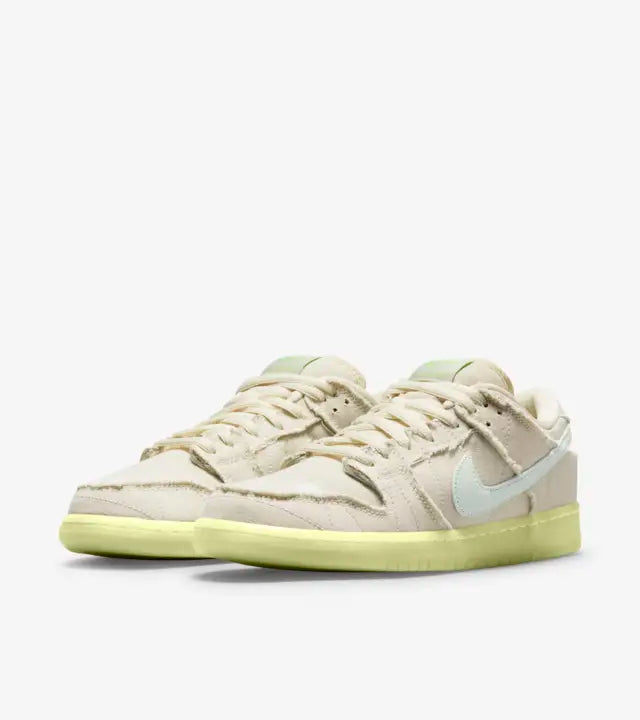 Cop Underdog SB Dunk Low "Mummy" - view 2