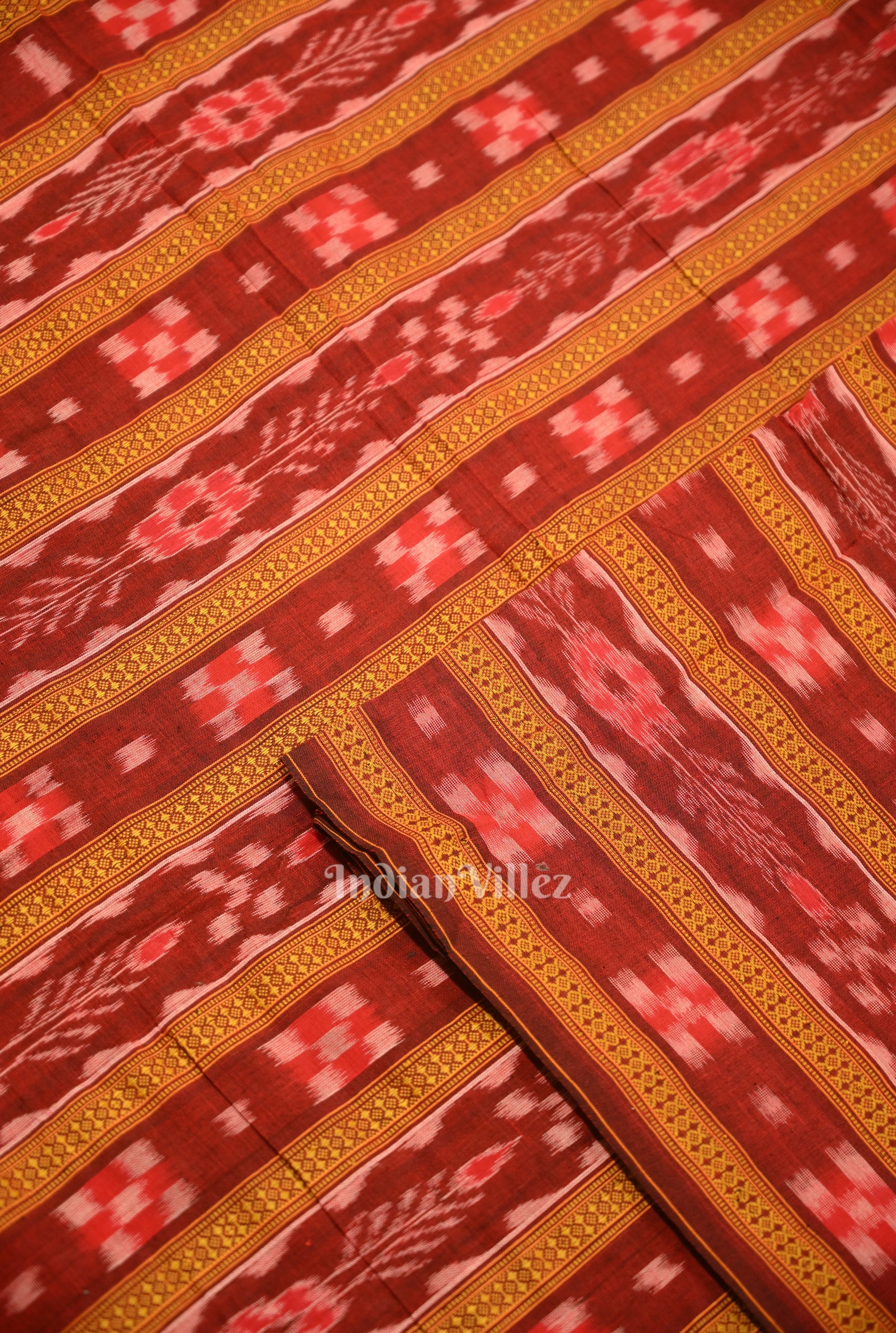 IndianVillèz Maroon Pasapali Bandha Sambalpuri Ikat Cotton Fabric - view 2