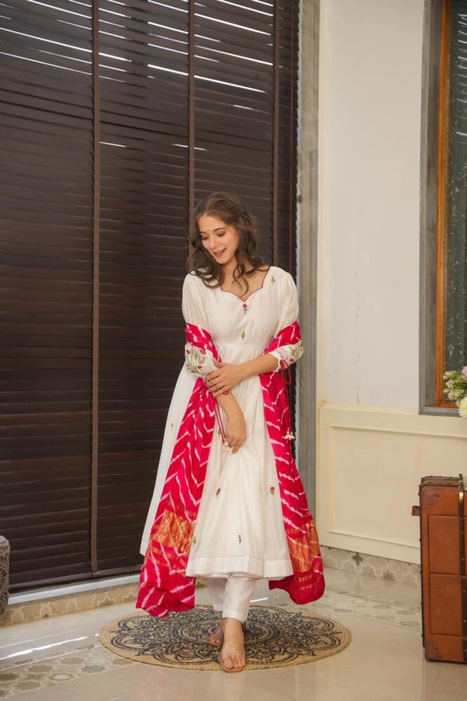 Idaho-o Zahra white chanderi suit set - view 4