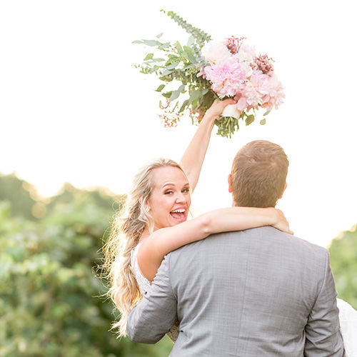 fiftyflowers.com Elegant New England Vineyard Wedding - view 14