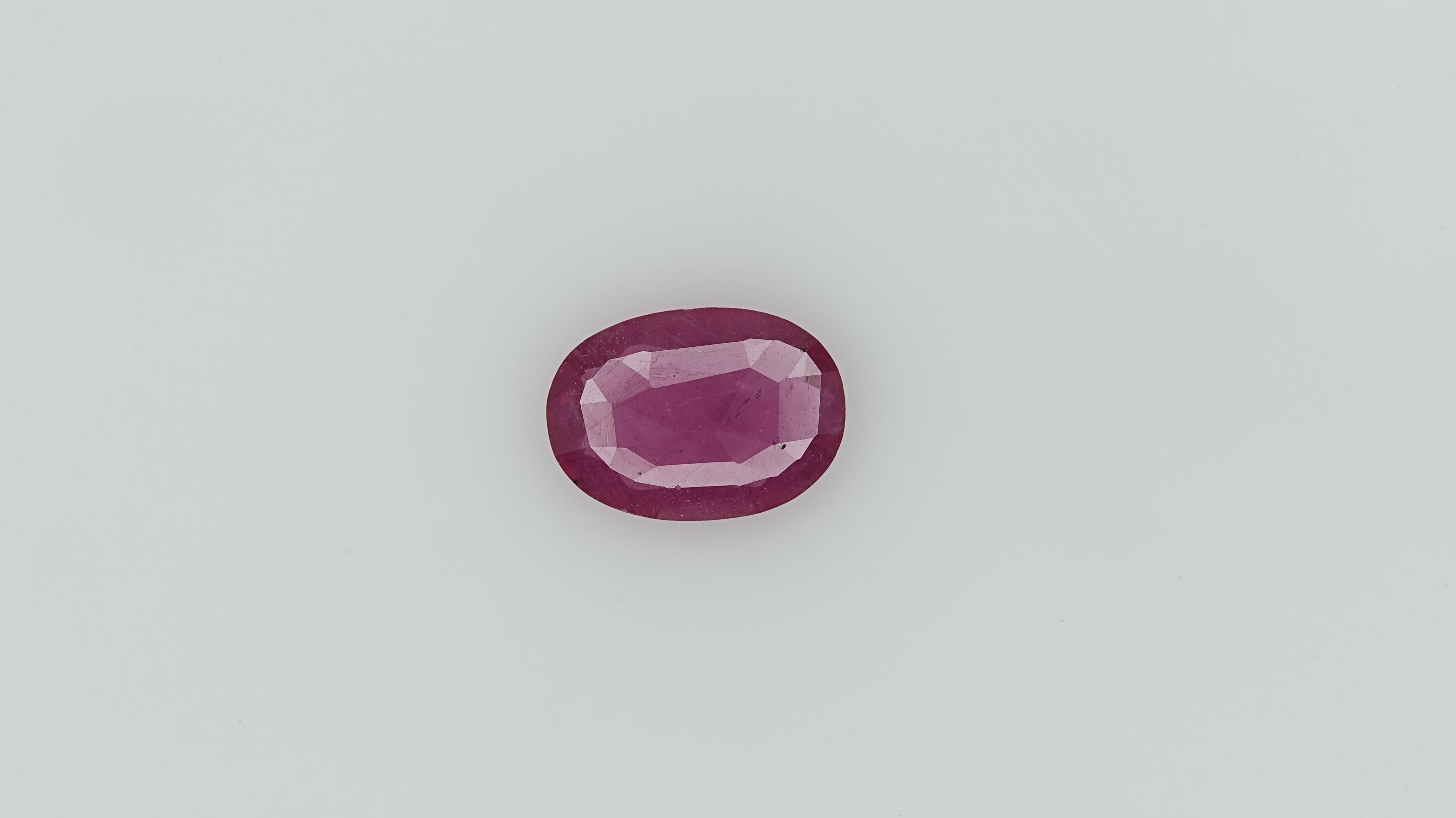 Gemsmantra Ruby - 3.67 Carats (4.037 Ratti) - view 2
