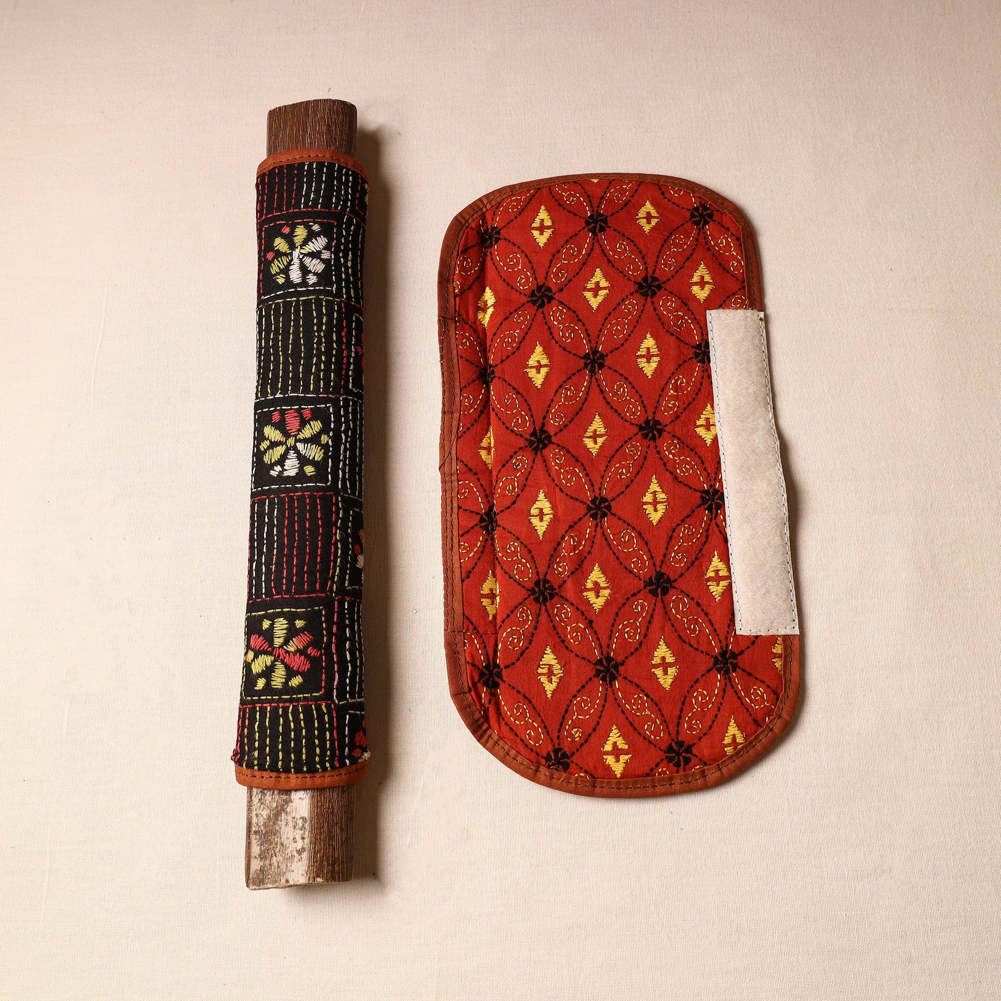 ASALKAAR Black - Bengal Kantha Work Handmade Fridge Handle Cover (Set of 2) 26 - view 2