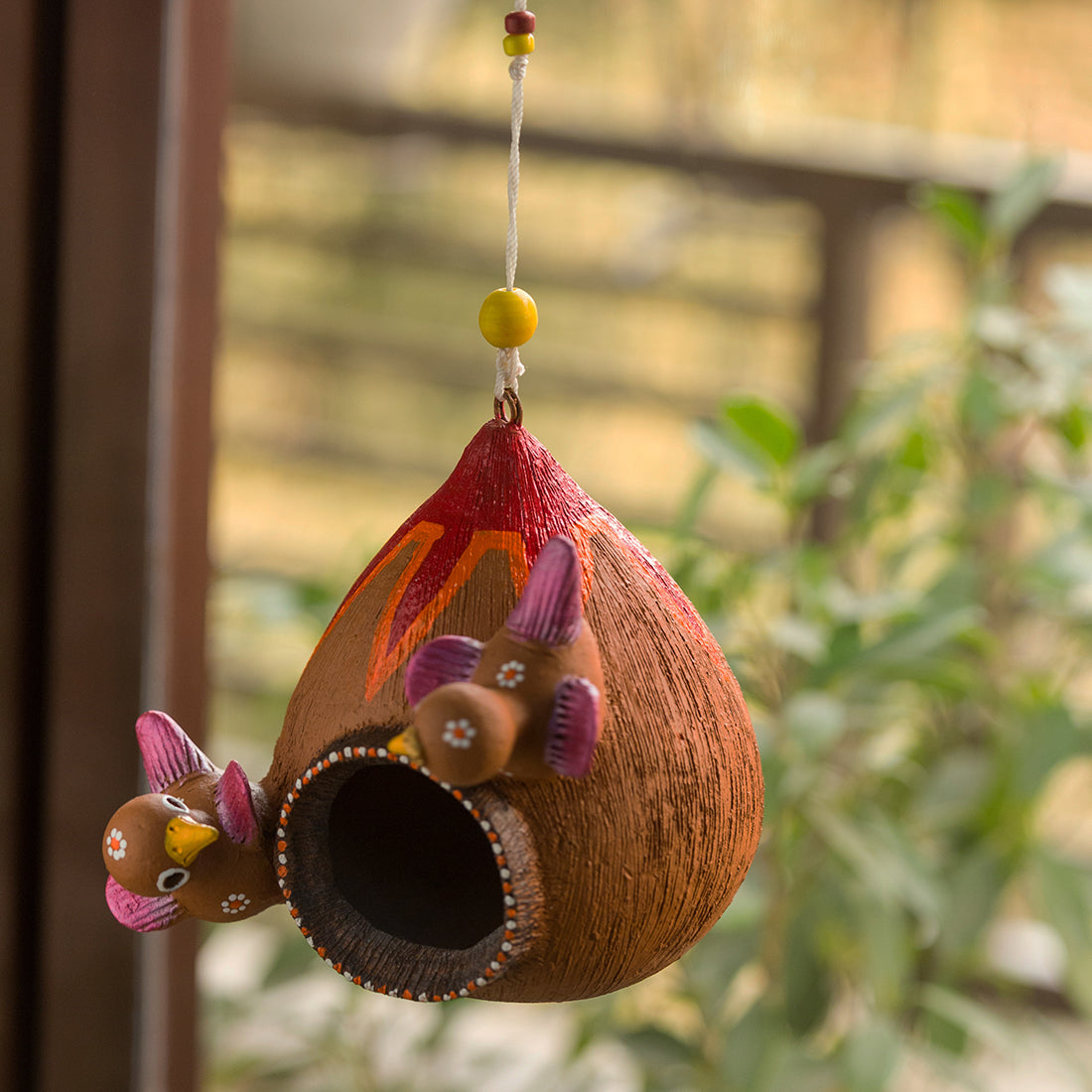 EXCLUSIVELANE 'Cuckoo Family' Handpainted Terracotta Bird House