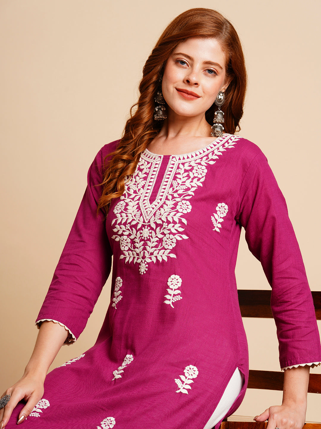 FASHOR Solid Chikankari Embroidered Straight Fit Kurta - Purple - view 3