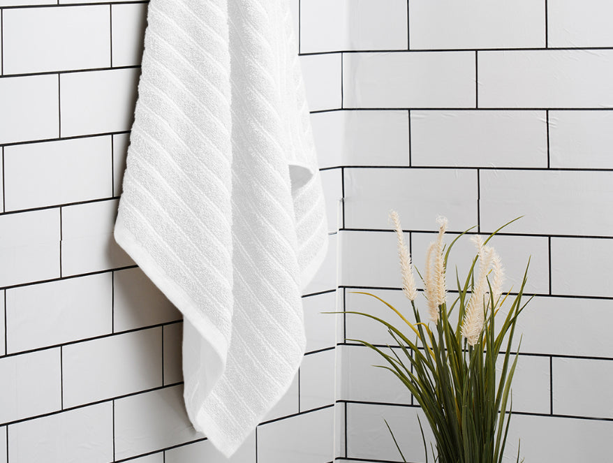 100 cotton bath – Spaces India White 100% Cotton Bath Towel - 2-In-1 By Welspun