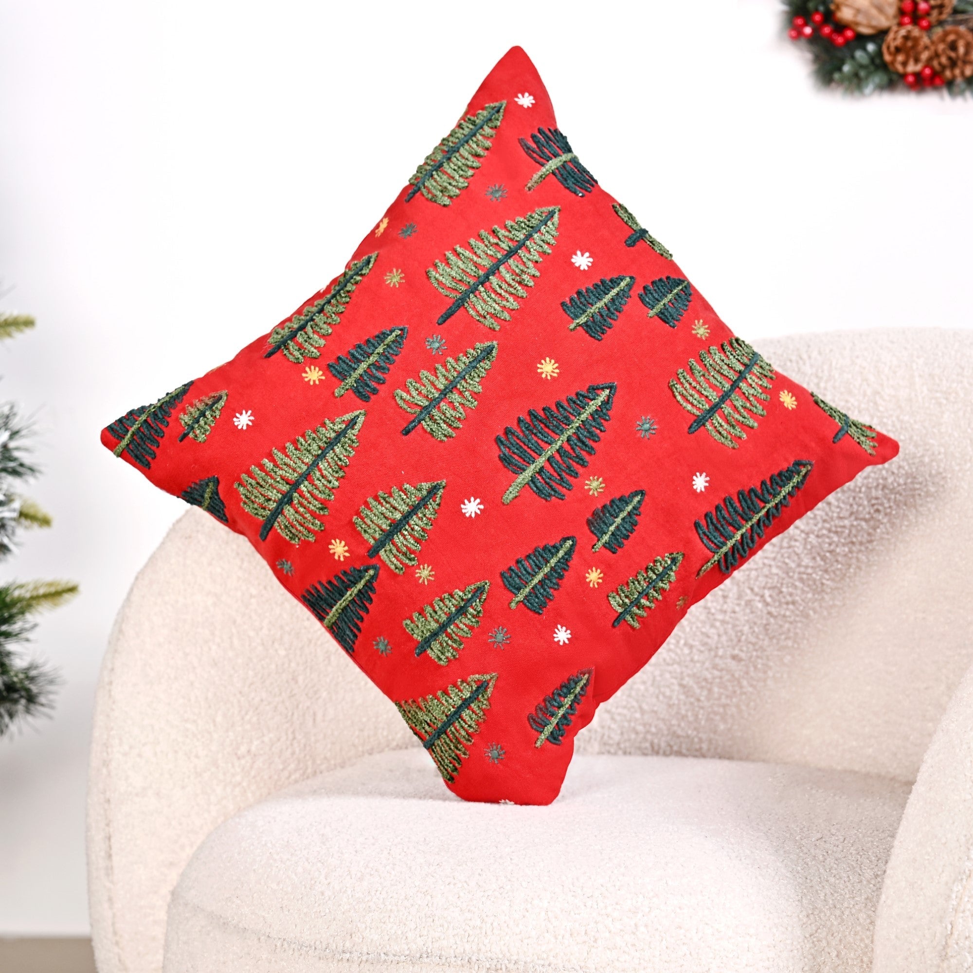 Nestasia Tis The Season Festive Couch Cushion Cover 40x40cm - view 2