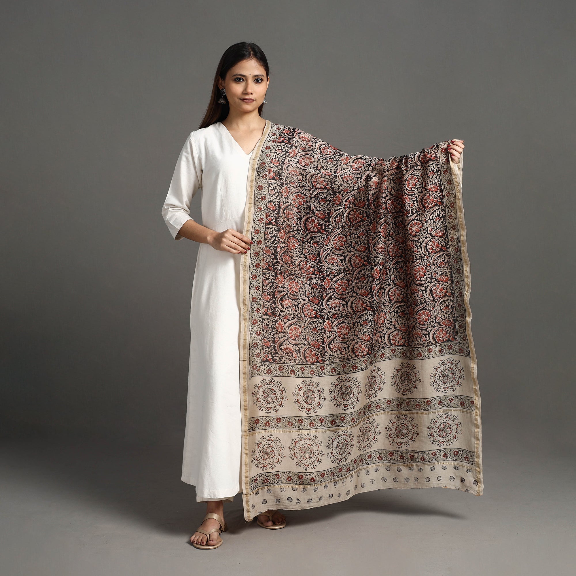 SOUTH KARGHA Black - Pedana Block Print Chanderi Silk Kalamkari Dupatta 06 - view 2