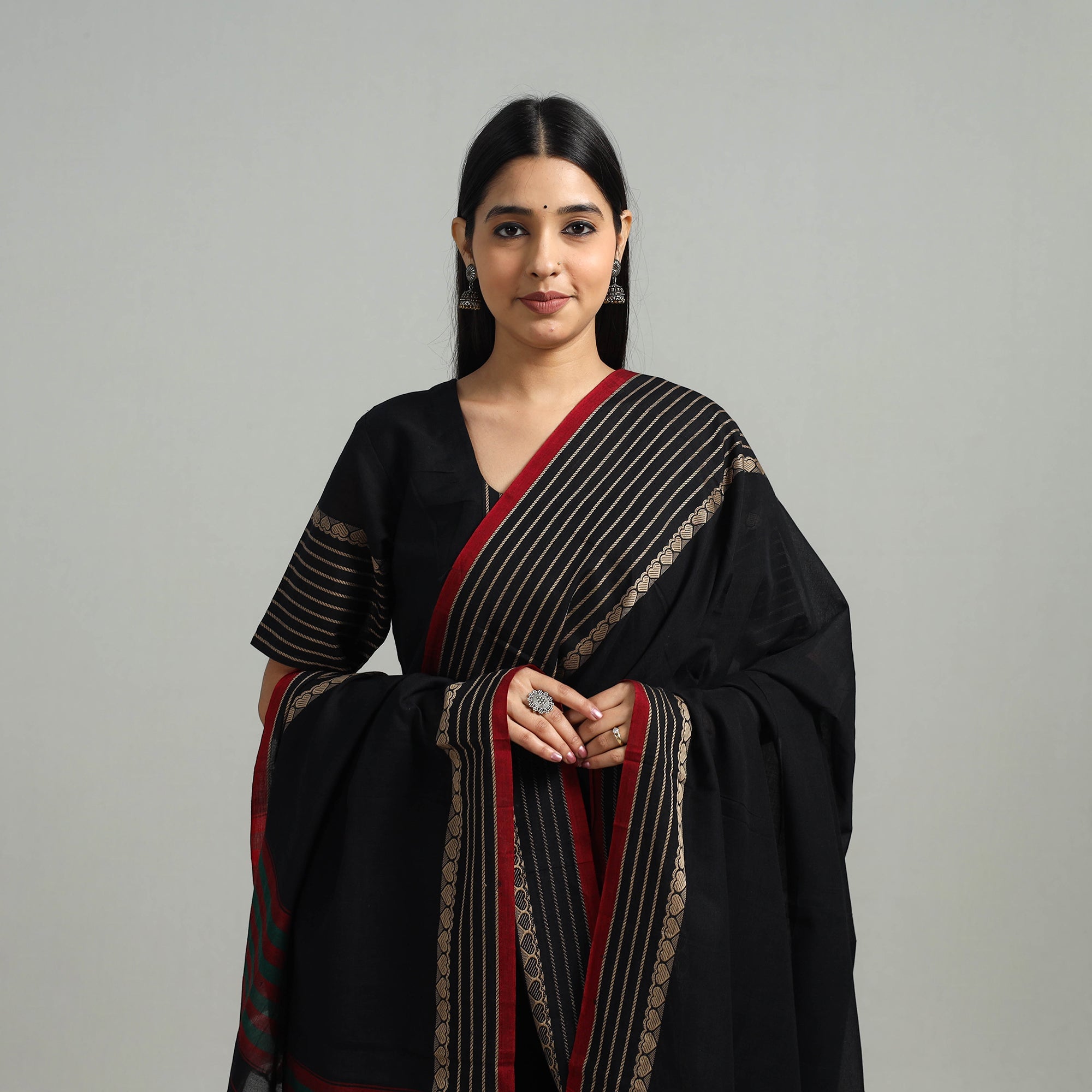 ITOKRI CASUALS Black - Cotton Dharwad Kurta Set with Palazzo & Dupatta 03 - view 3