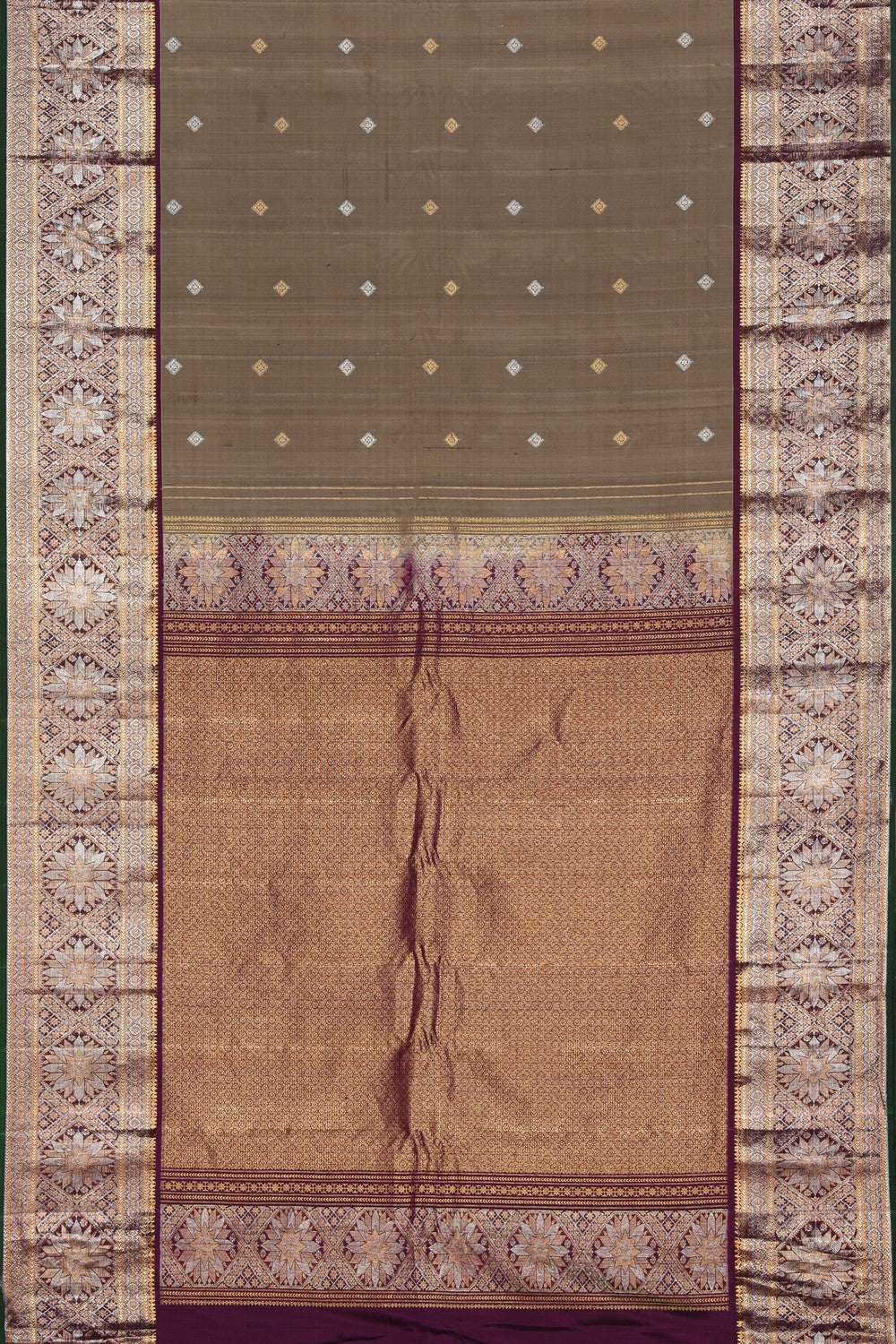 Kalanjali Gadwal Silk Grey Saree – Women's - view 4