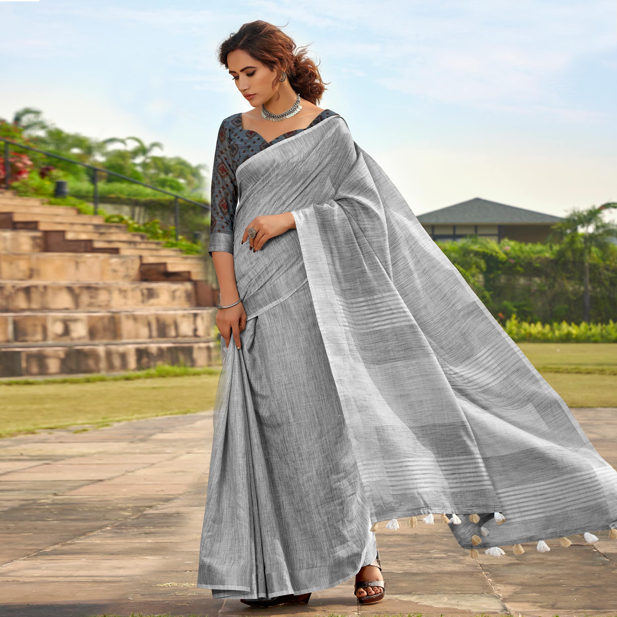 Peachmode Grey Striped Printed Linen Saree With Tassels