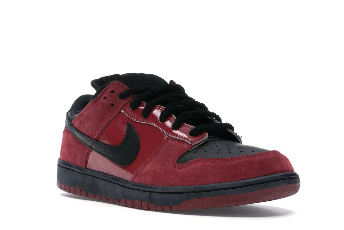 Nike SB Dunk Low 'Milli Vanilli' – Red - view 5