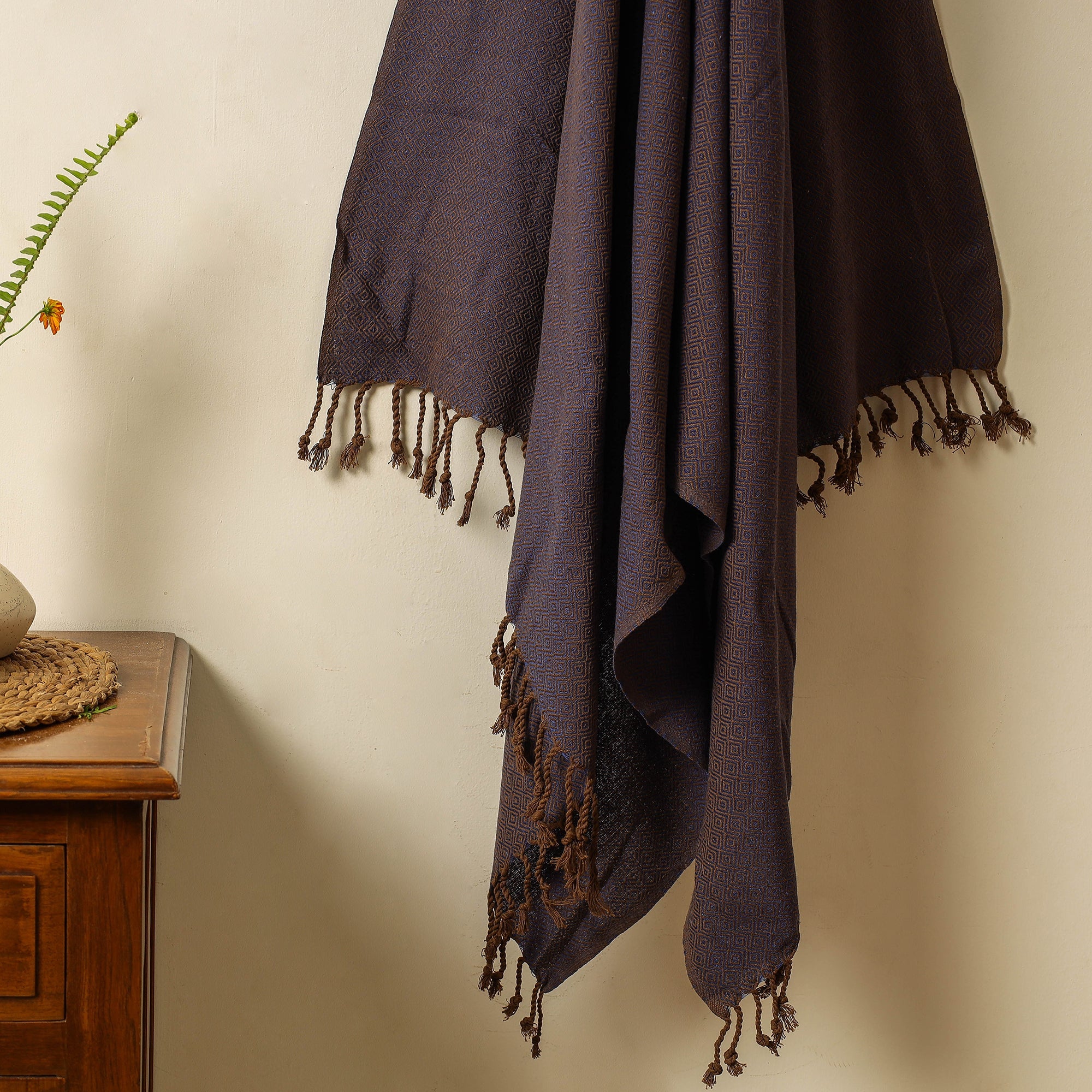 HANDLOOM VIRASAT Brown - Handloom Cotton Towel with Tassels from Bijnor by Nizam - view 2