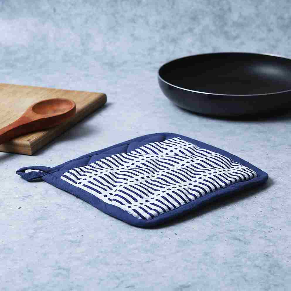 Wonderchef Como Pot holder with pocket - Blue