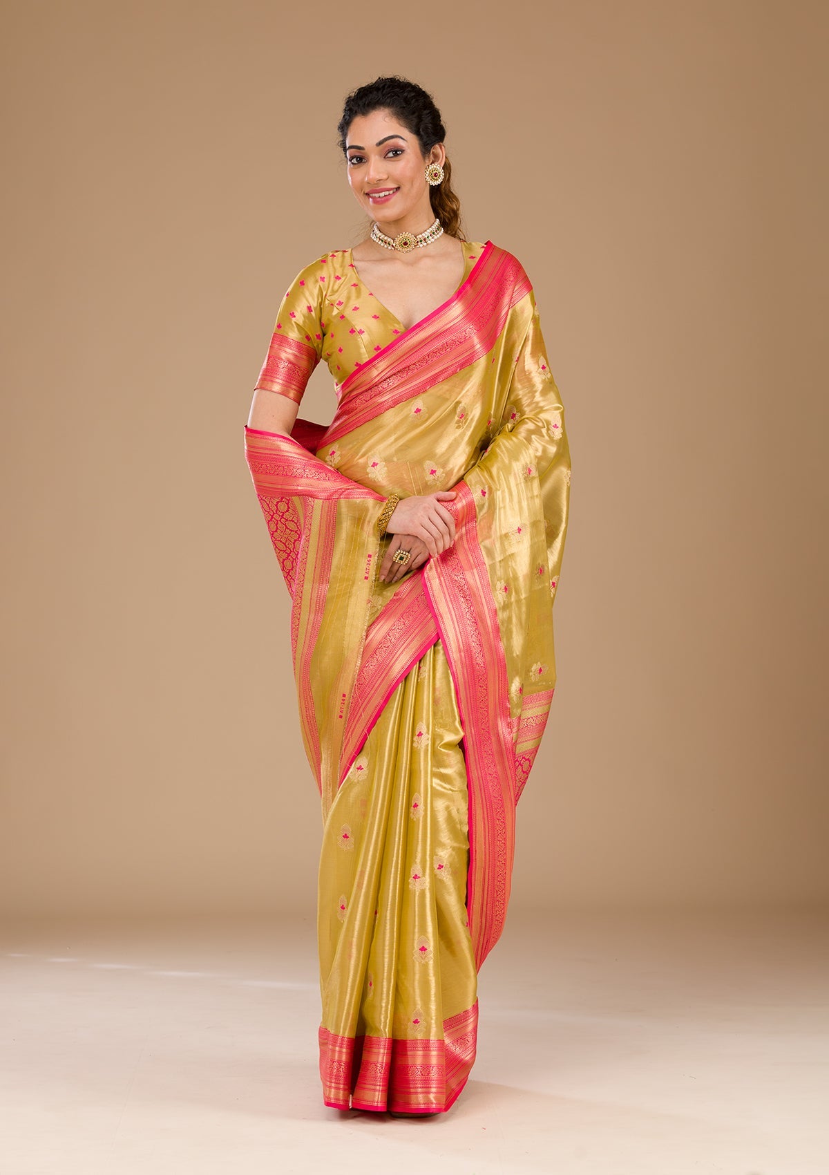 Koskii Leaf Green Zariwork Tissue Saree – Women's