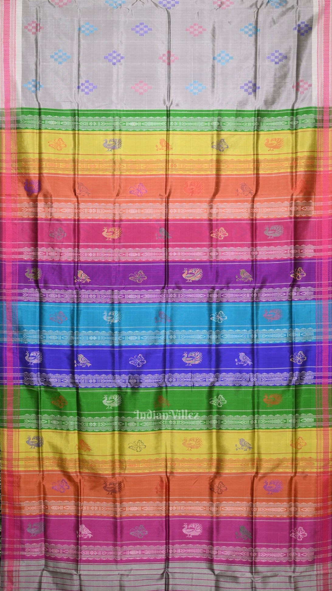 IndianVillèz Gray Body Pasapali Double Pallu Berhampuri Silk Saree - view 3
