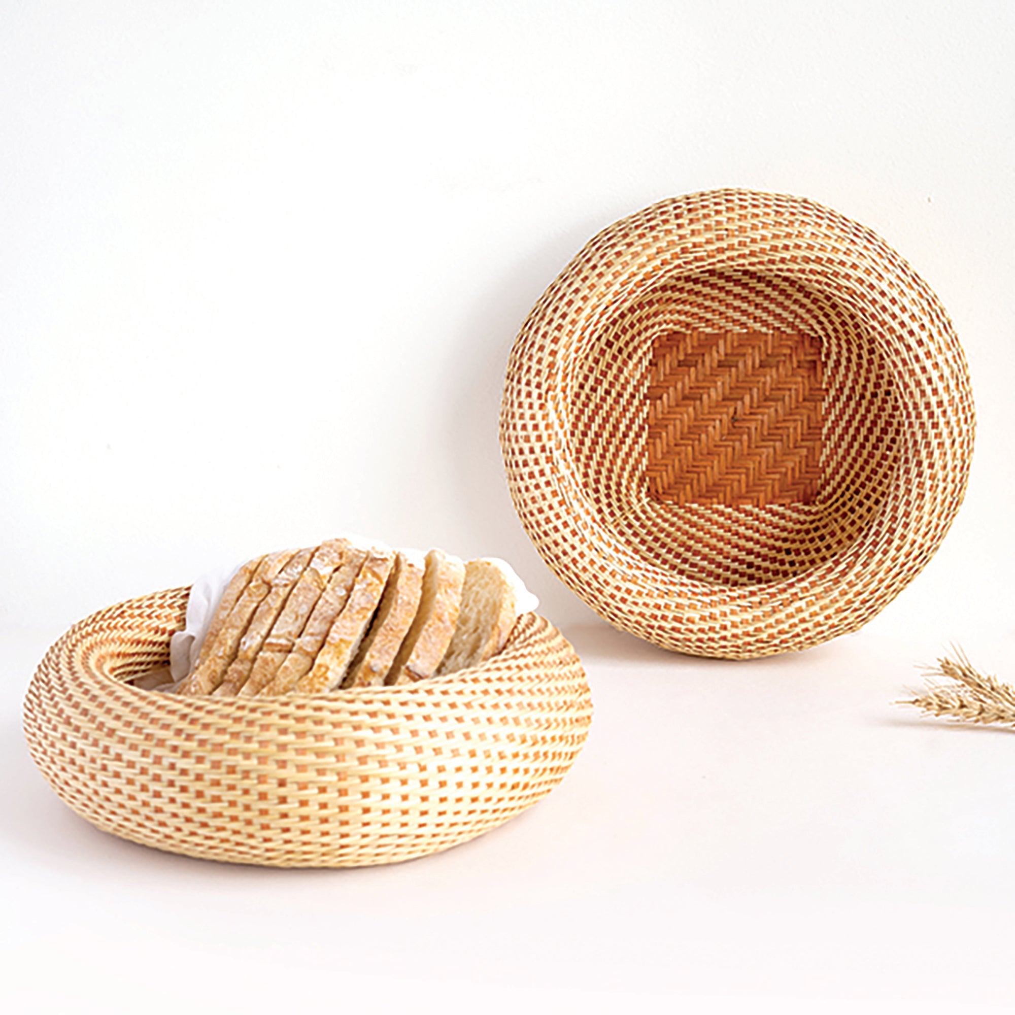 STUDIO COPPRE Beige - Round Bamboo Bread Basket
