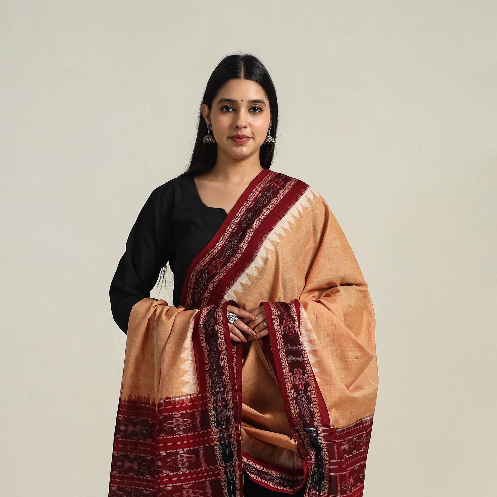 ASHOKA ASSEMBLE - CELEBRATING CRAFTS OF ODISHA Beige - Handloom Cotton Sambalpuri Ikat Dupatta 02 - view 3