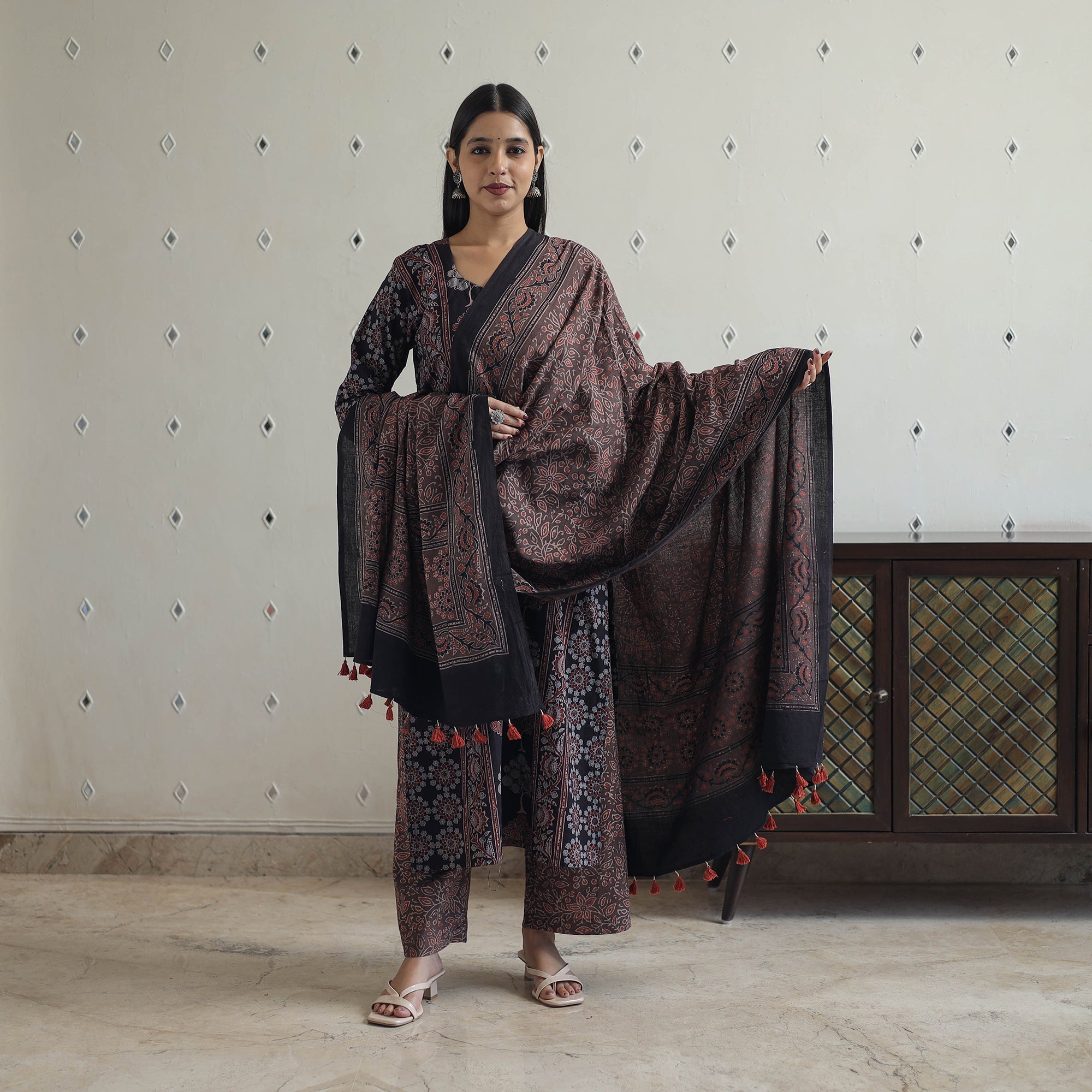 ITOKRI CASUALS Black - Block Printed Cotton Ajrakh Kurta Set 07 - view 2