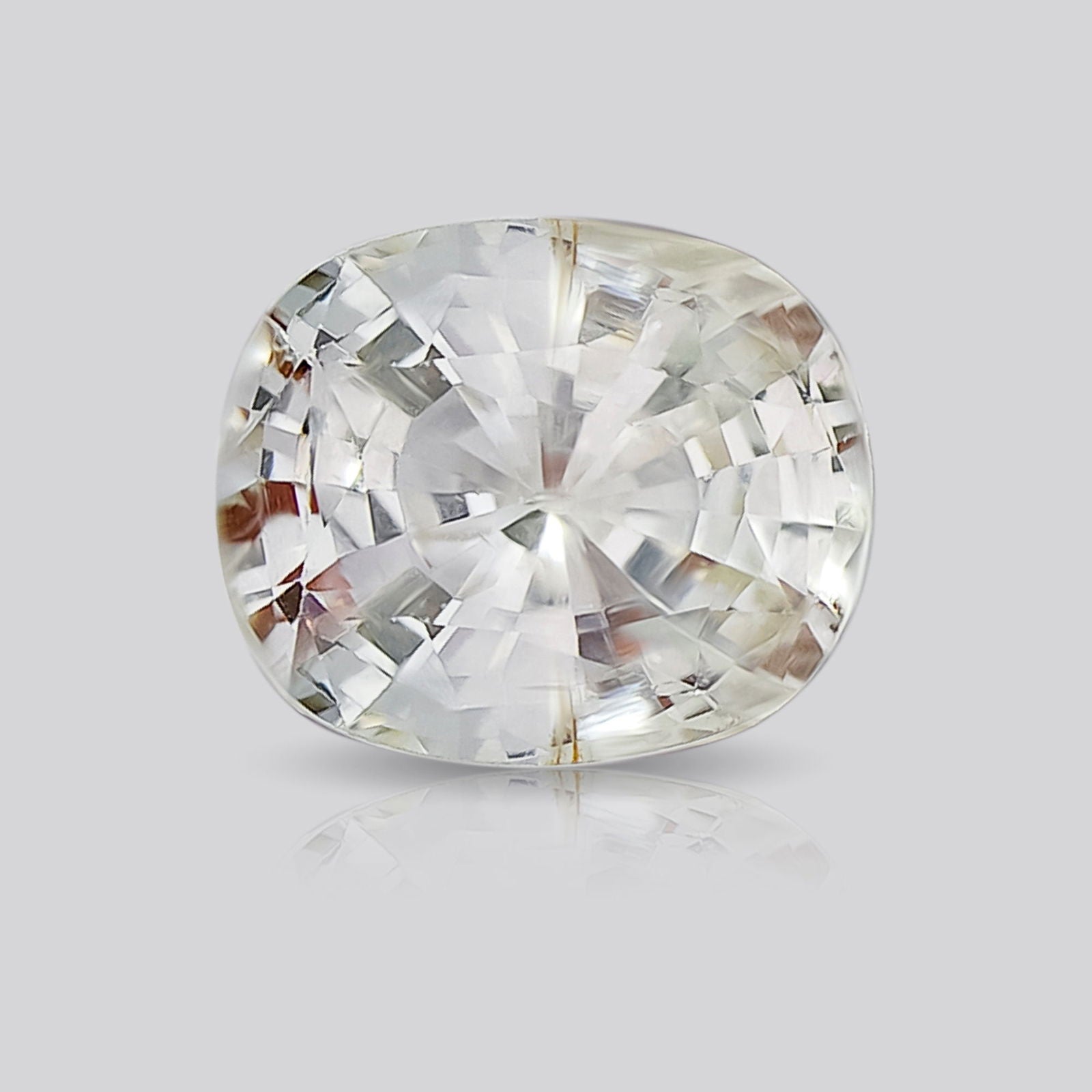 Gemsmantra White Sapphire (8.129 ratti)