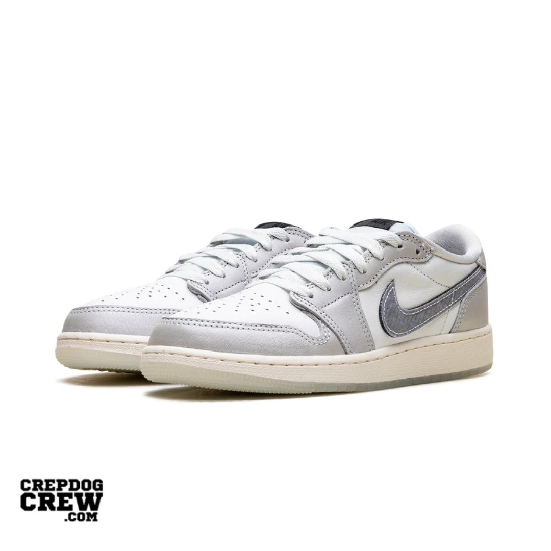 Nike Air Jordan Jordan 1 Retro Low OG Year of the Snake (2025) (GS) - view 2