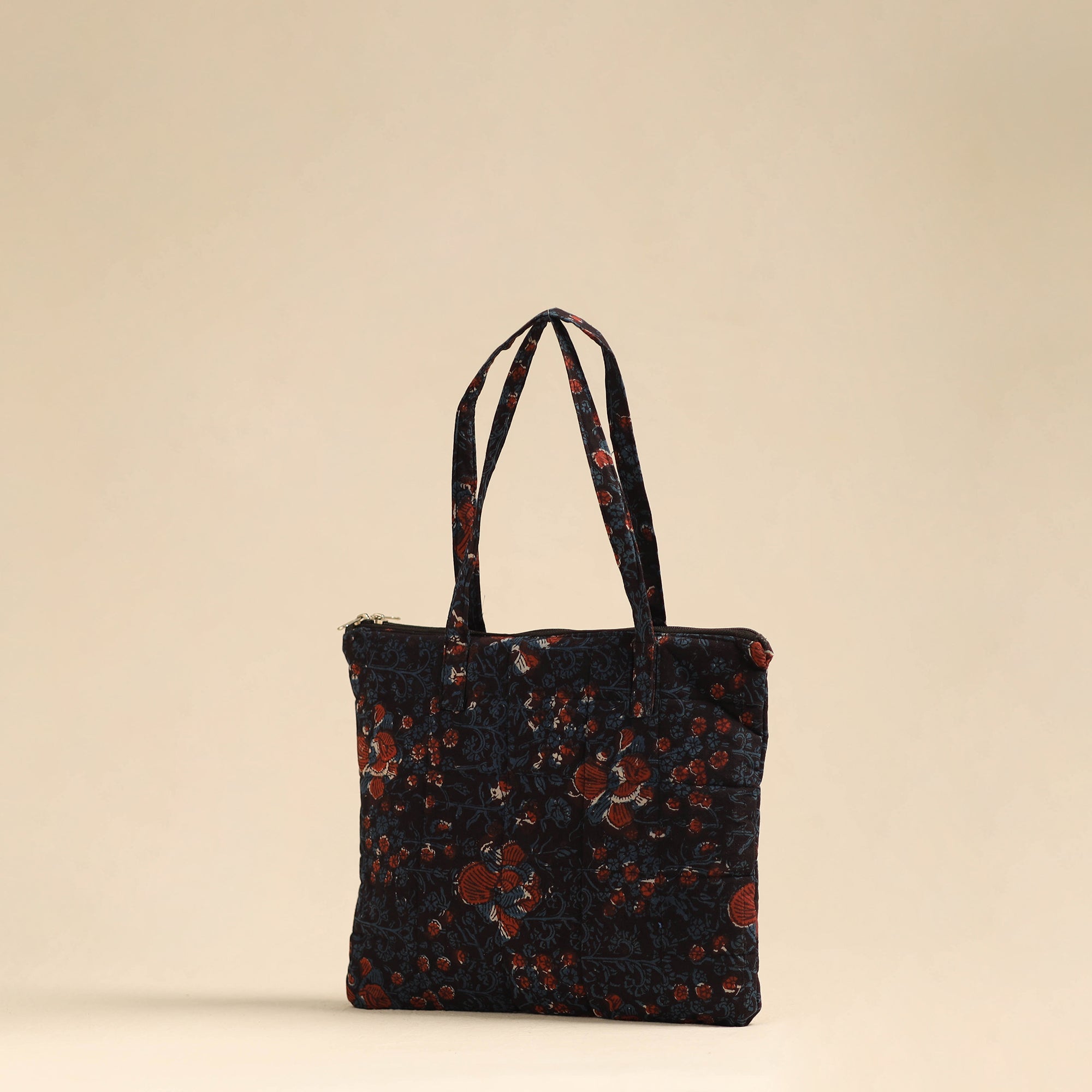 NOORI BAZAR Handmade Quilted Cotton Hand Bag 32 - view 2