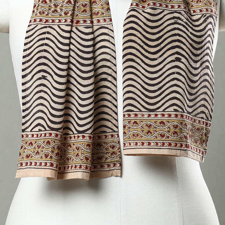 PITCHUKA SRINIVAS KALAMKARI PEDANA Black - Pedana Block Print Natural Dyed Cotton Kalamkari Stole 42 - view 3