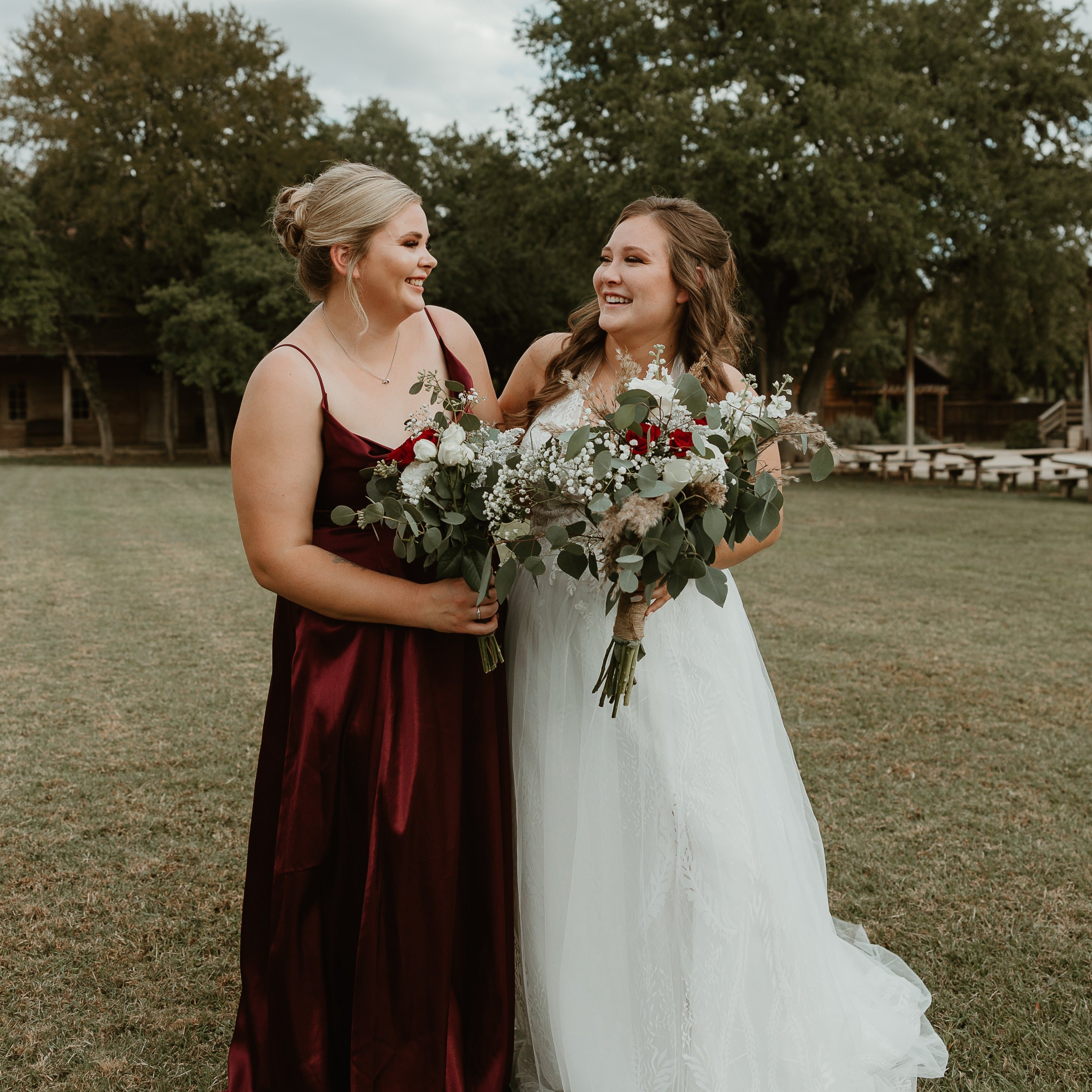 fiftyflowers.com Country Crimson and White Rural Wedding - view 4