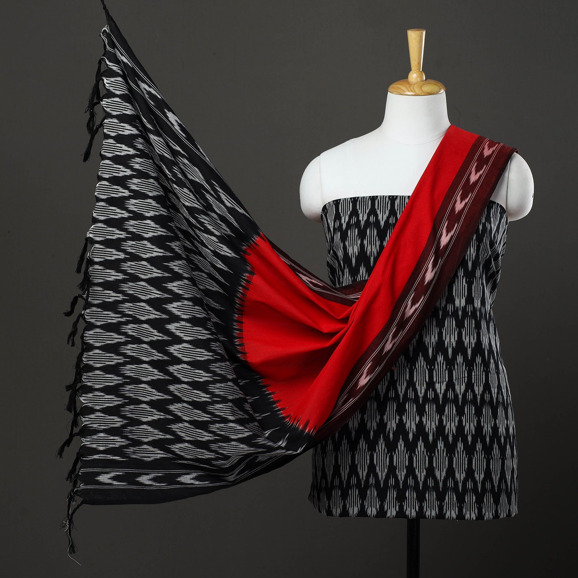 SOUTH KARGHA Black - 3pc Cotton Handloom Pochampally Ikat Dress Material 14