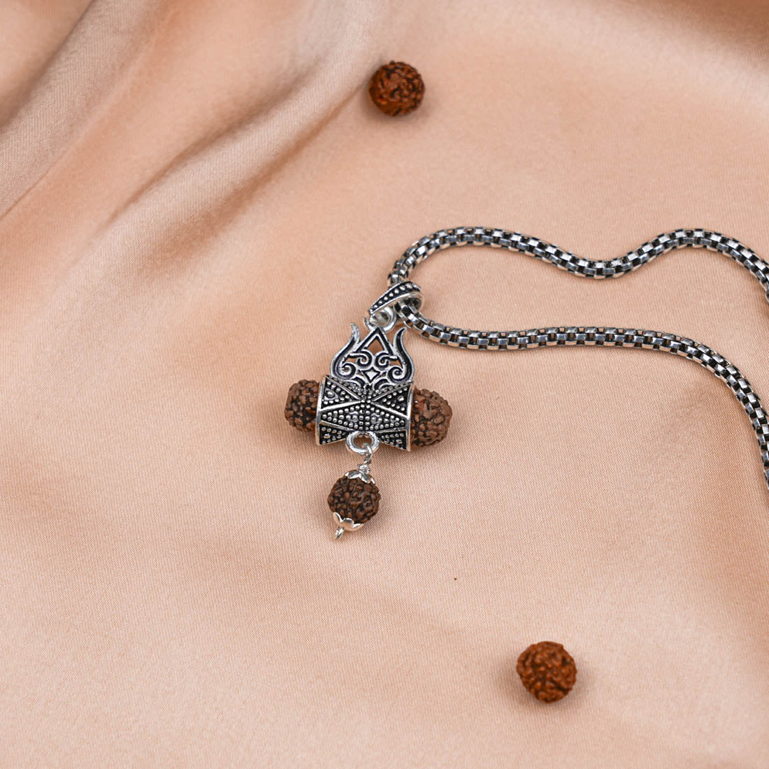 Prinjal Jewellers Rudraksha Trishul Pendant With Silver Chain