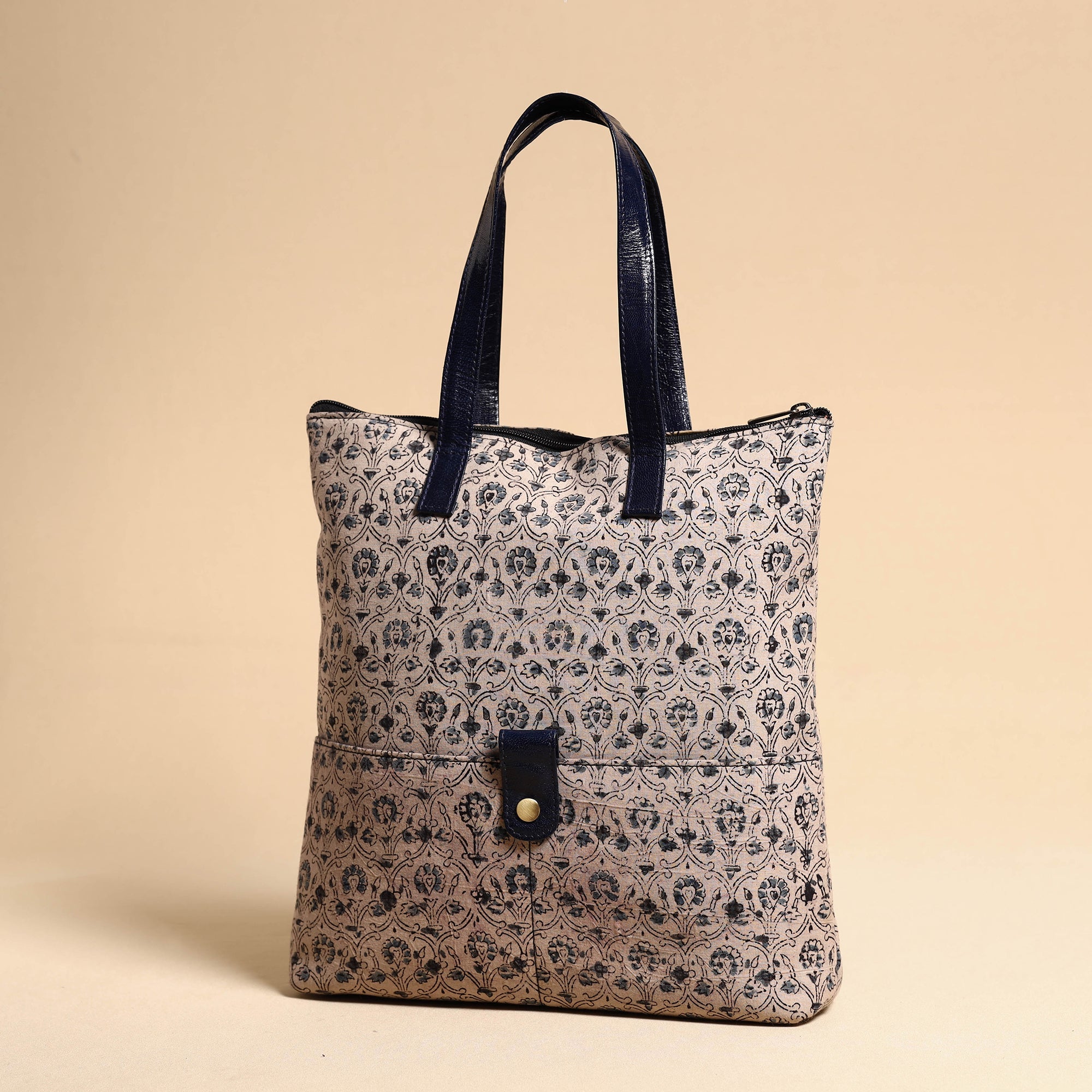 ASALKAAR Beige - Handcrafted Kalamkari Block Printed Hand Bag with Leather Handle - view 2