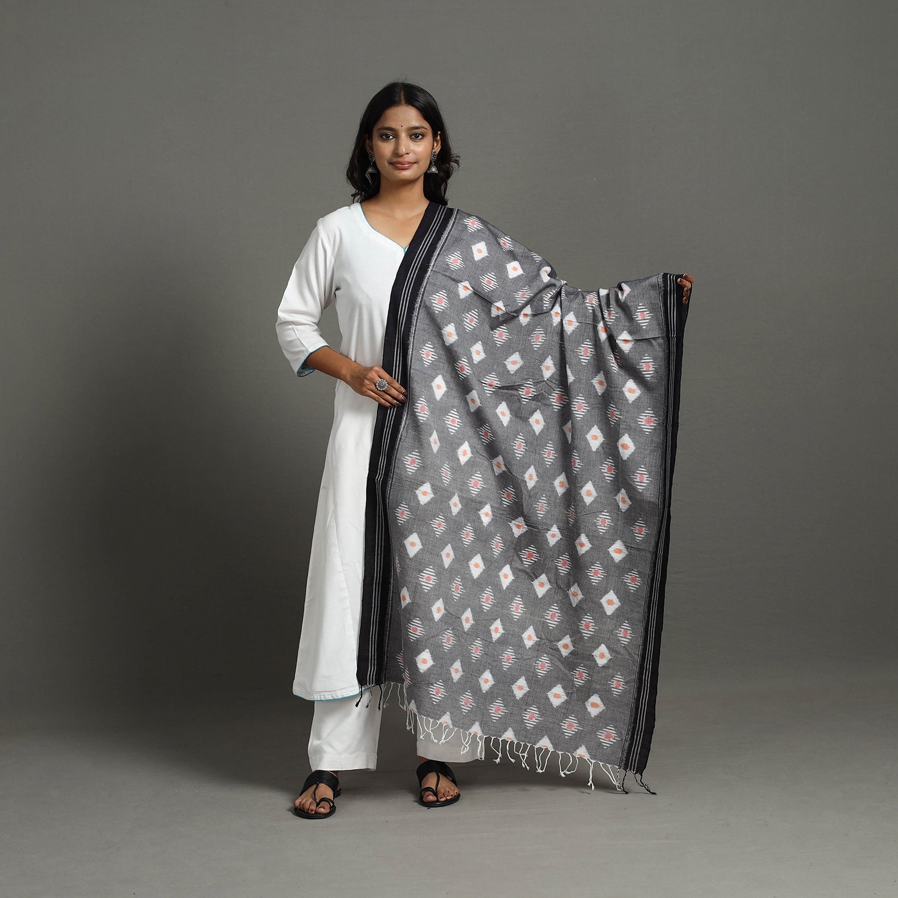ASHOKA ASSEMBLE - CELEBRATING CRAFTS OF ODISHA Grey - Handloom Cotton Maniabandha Ikat Dupatta 27 - view 2
