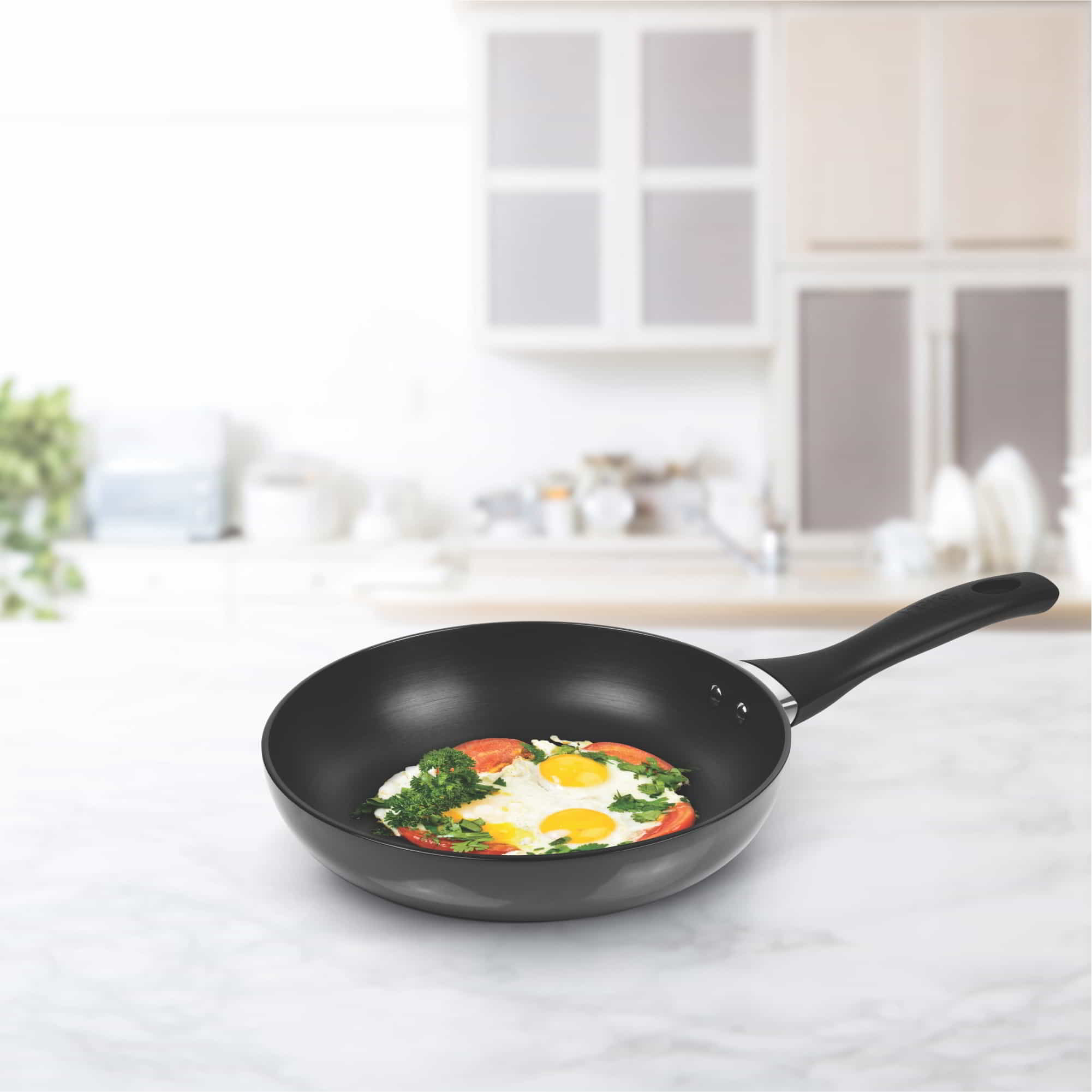 Hard Anodized Fry Pan With Stainless Steel Lid (Milton Procook) - view 5