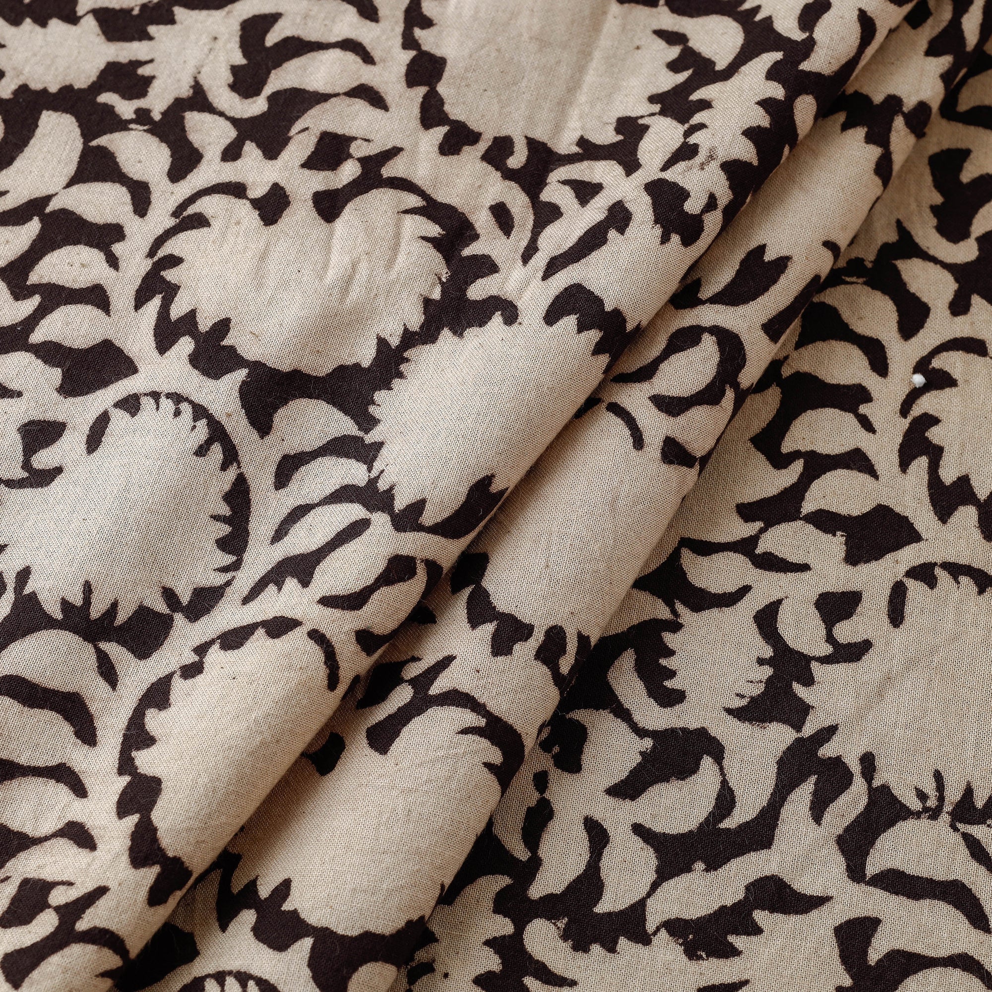 PITCHUKA SRINIVAS KALAMKARI PEDANA Black - Pedana Kalamkari Block Printed Cotton Fabric 05 - view 2