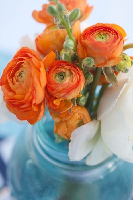 fiftyflowers.com A Happy Colored Fall Wedding