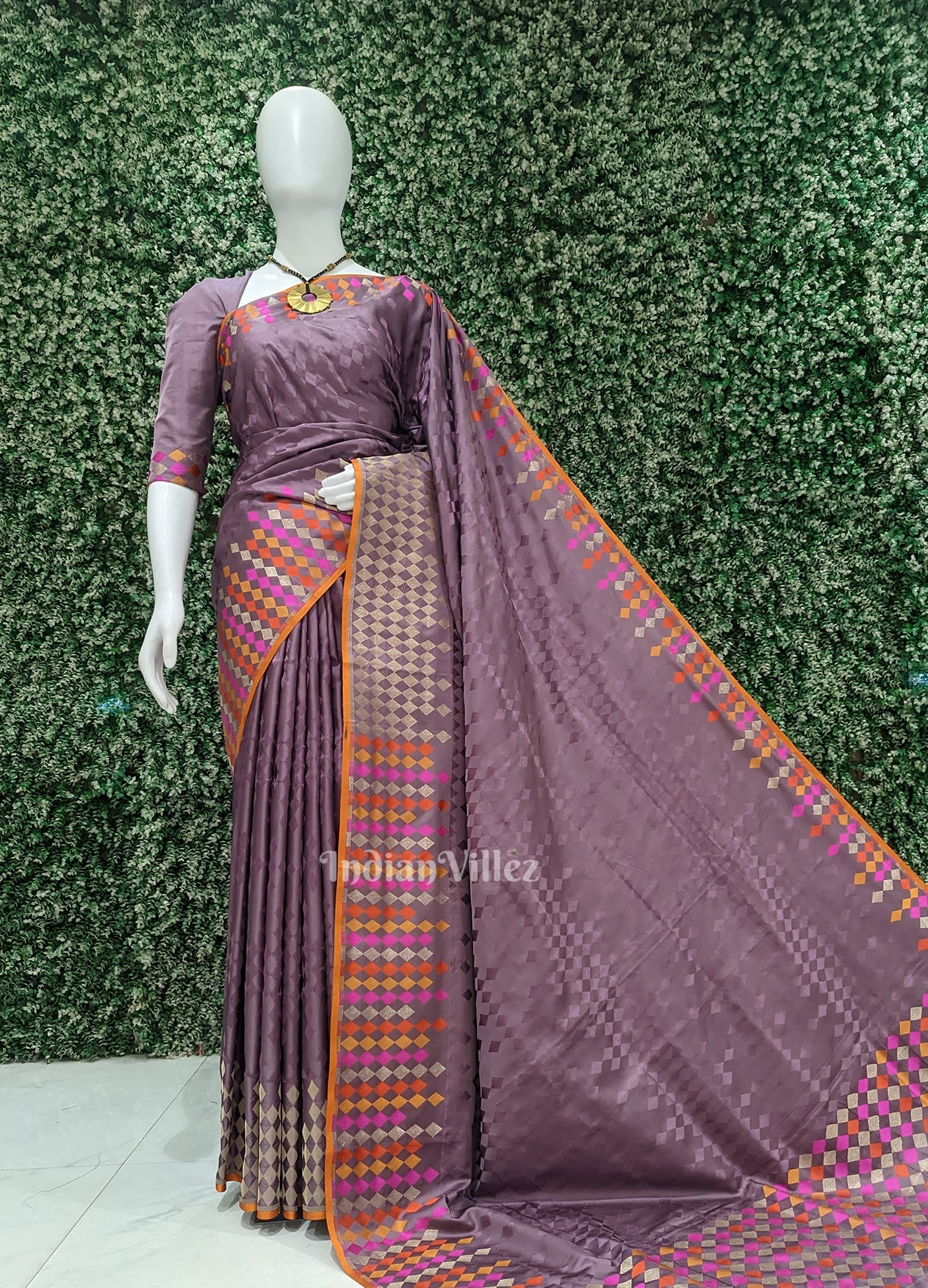 IndianVillèz Exclusive Lavender Satin Banarasi Saree