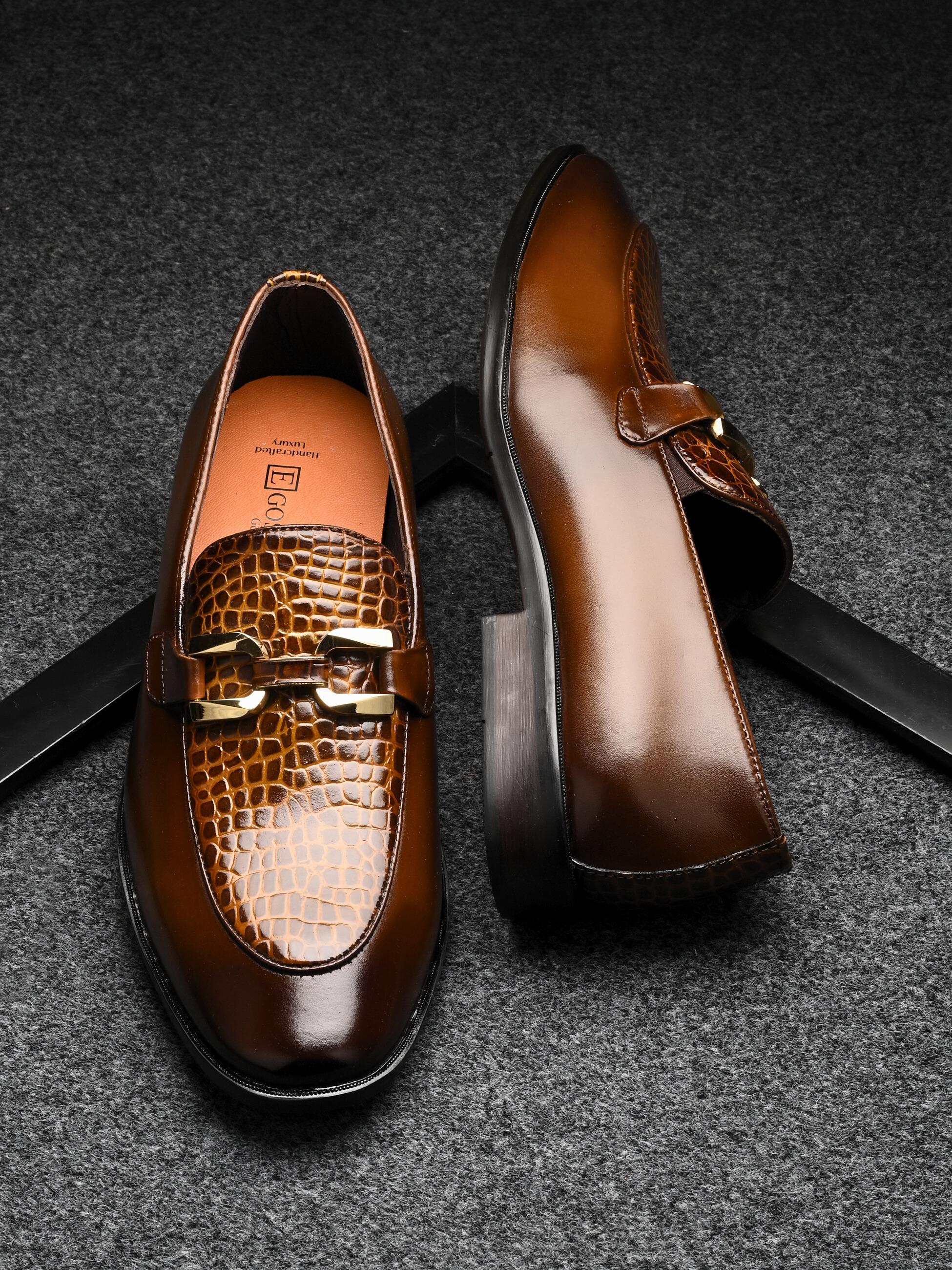Egoss Shoes Egoss Platinum Buckled Loafers For Men