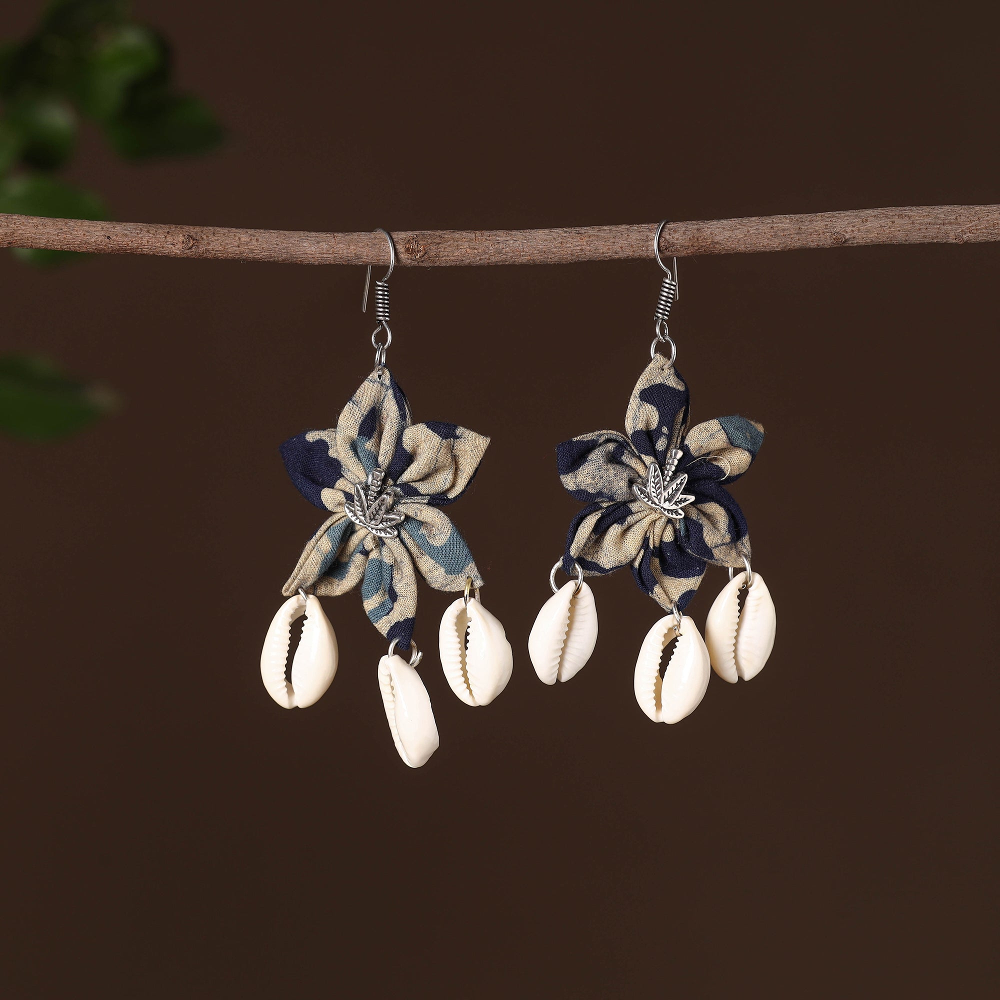 JALPARI Muskaan Fabart Phool Kali Shell Earrings