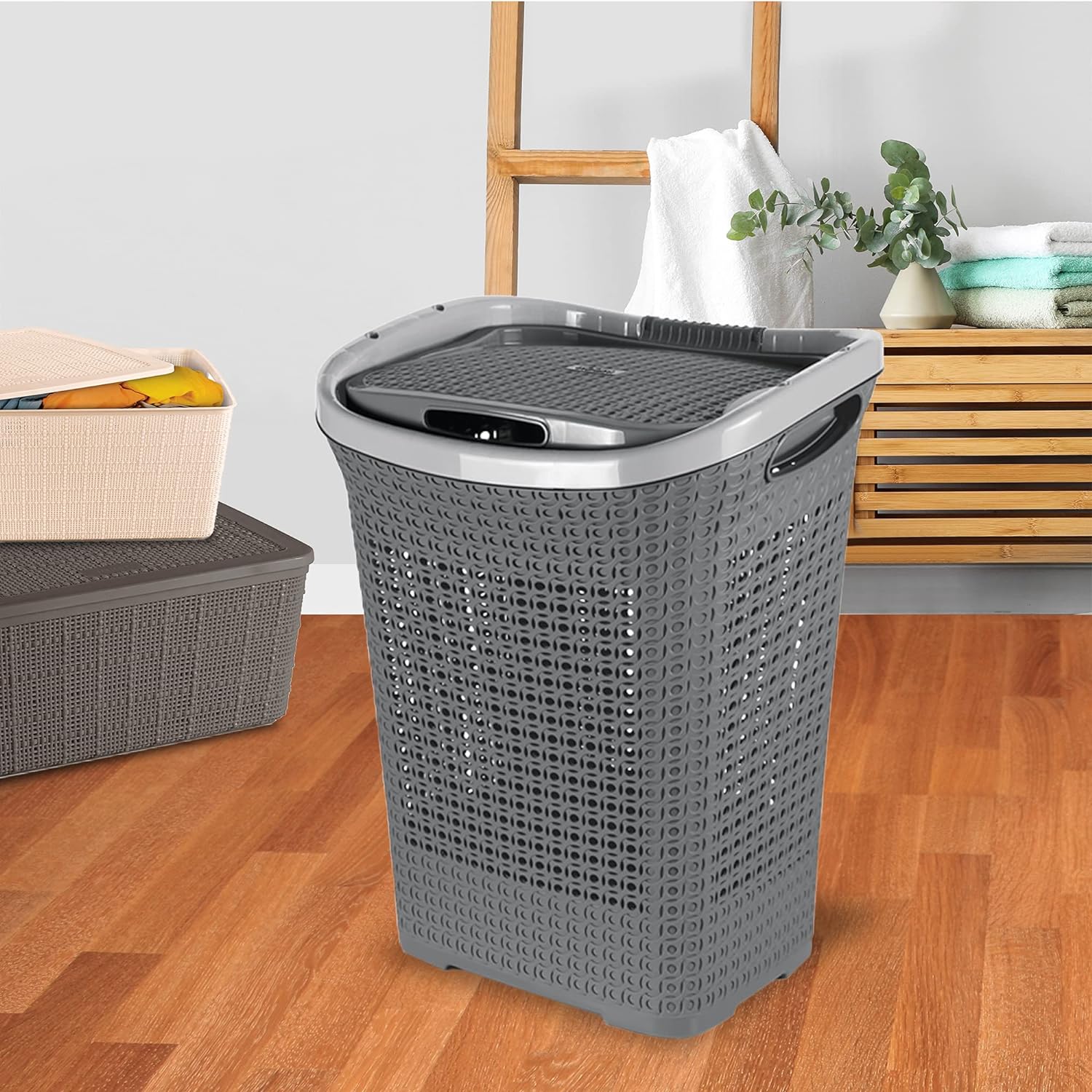 Pluto Laundry Basket (Milton) - view 2
