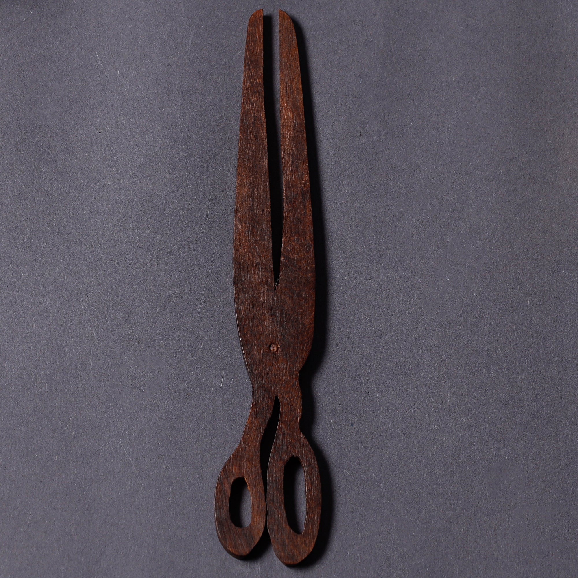ITOKRI CRAFTS INITIATIVE Bijnor Hand Carved Sheesham Wood Bookmark - view 2