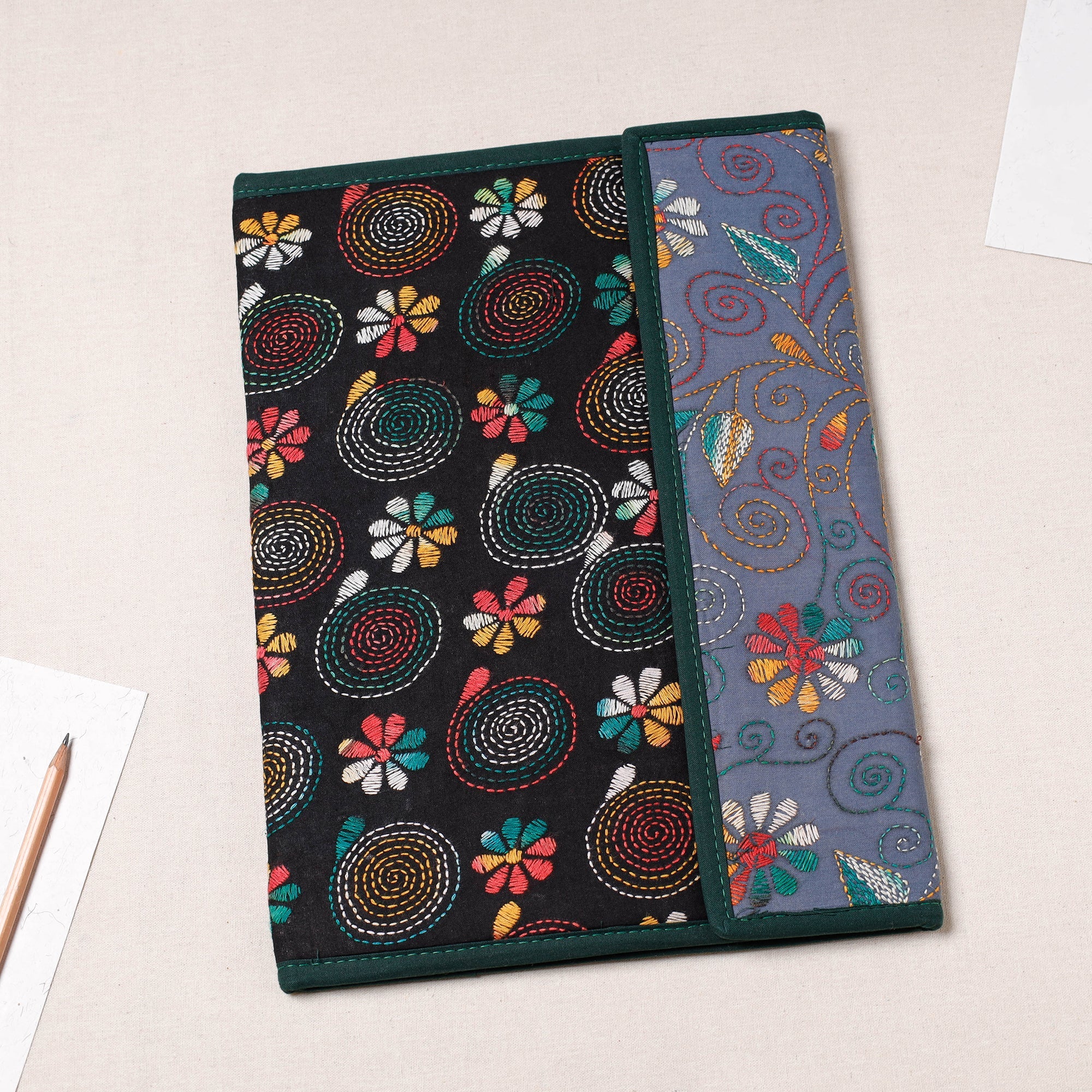 ASALKAAR Bengal Kantha Work Handcrafted File Folder