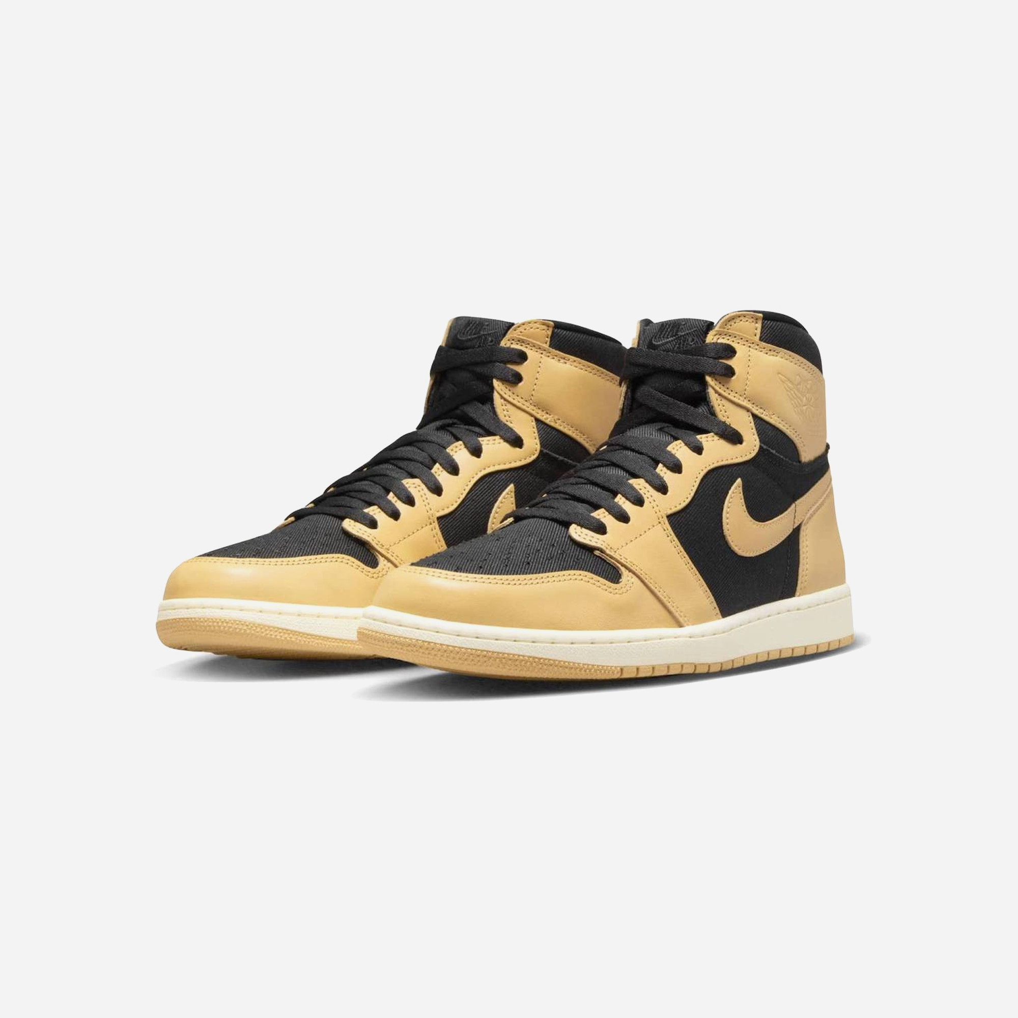 Nike Air Jordan 1 Retro High OG 'Heirloom' - view 2