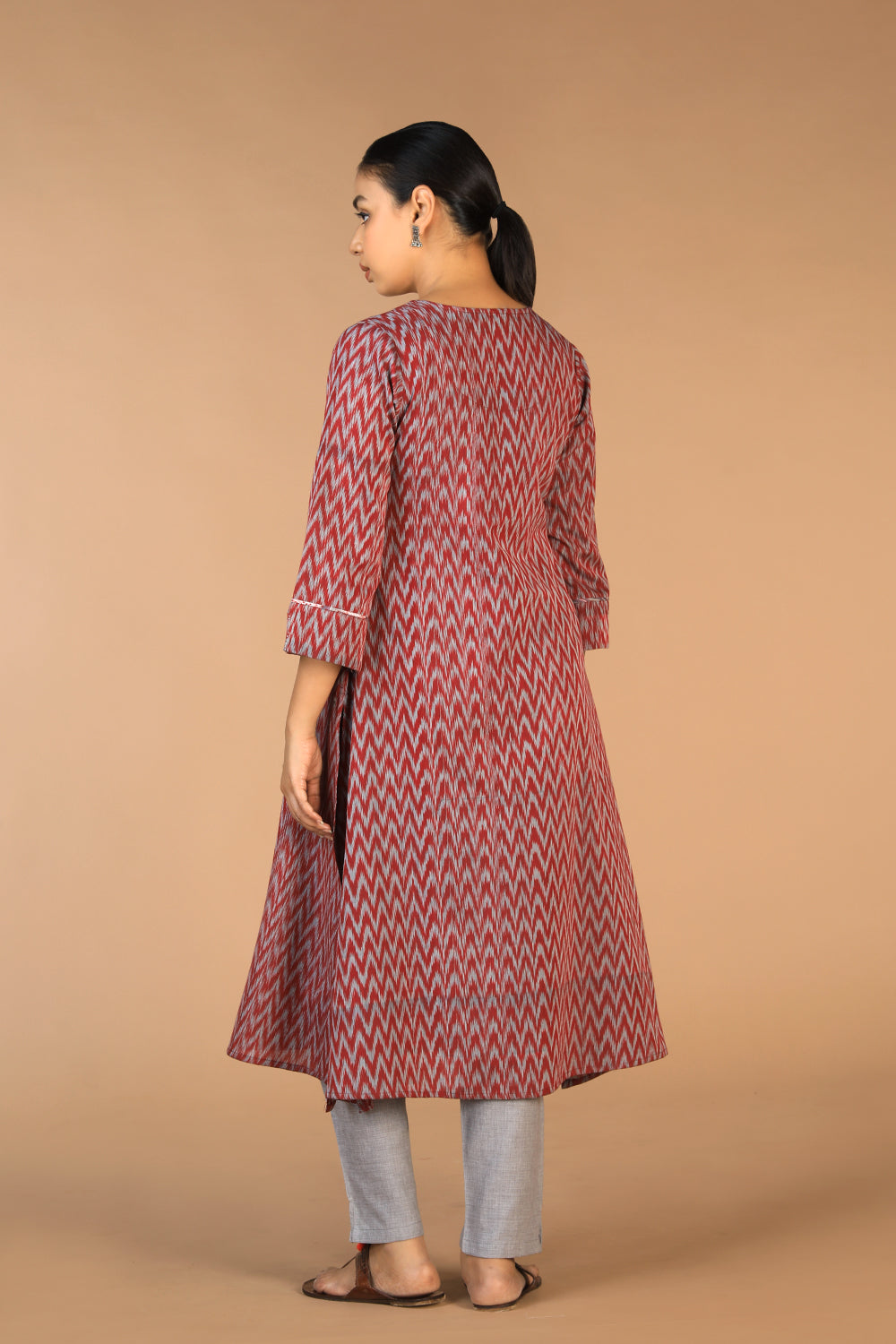 Kalanjali Ethnics Cotton pochampally Ikat – Maroon - view 4