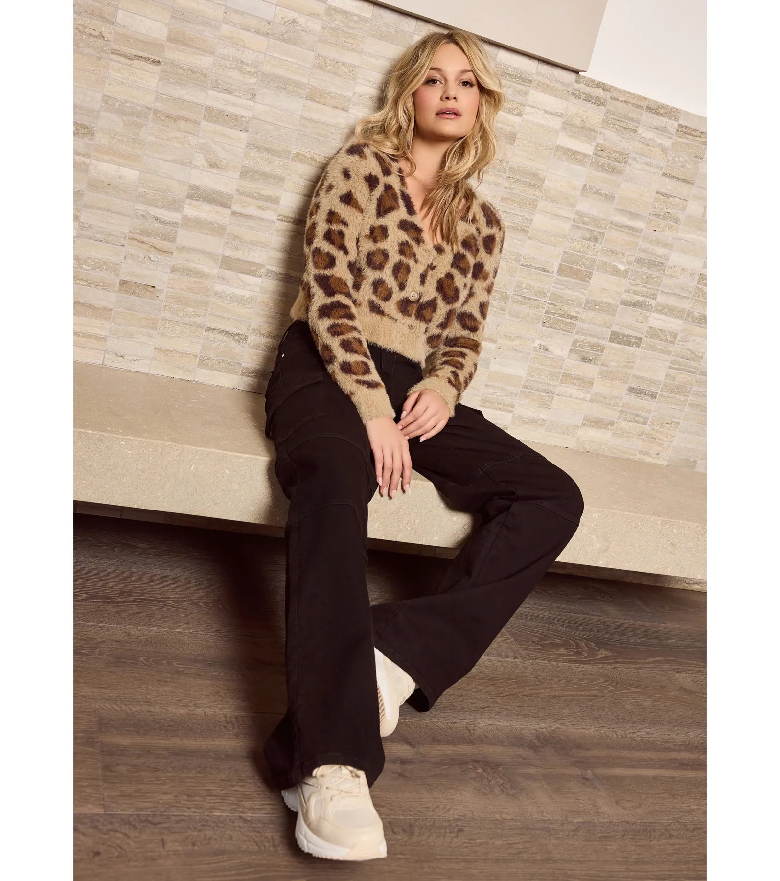 Windsor The Next Level High-Rise Cargo Pants - view 9