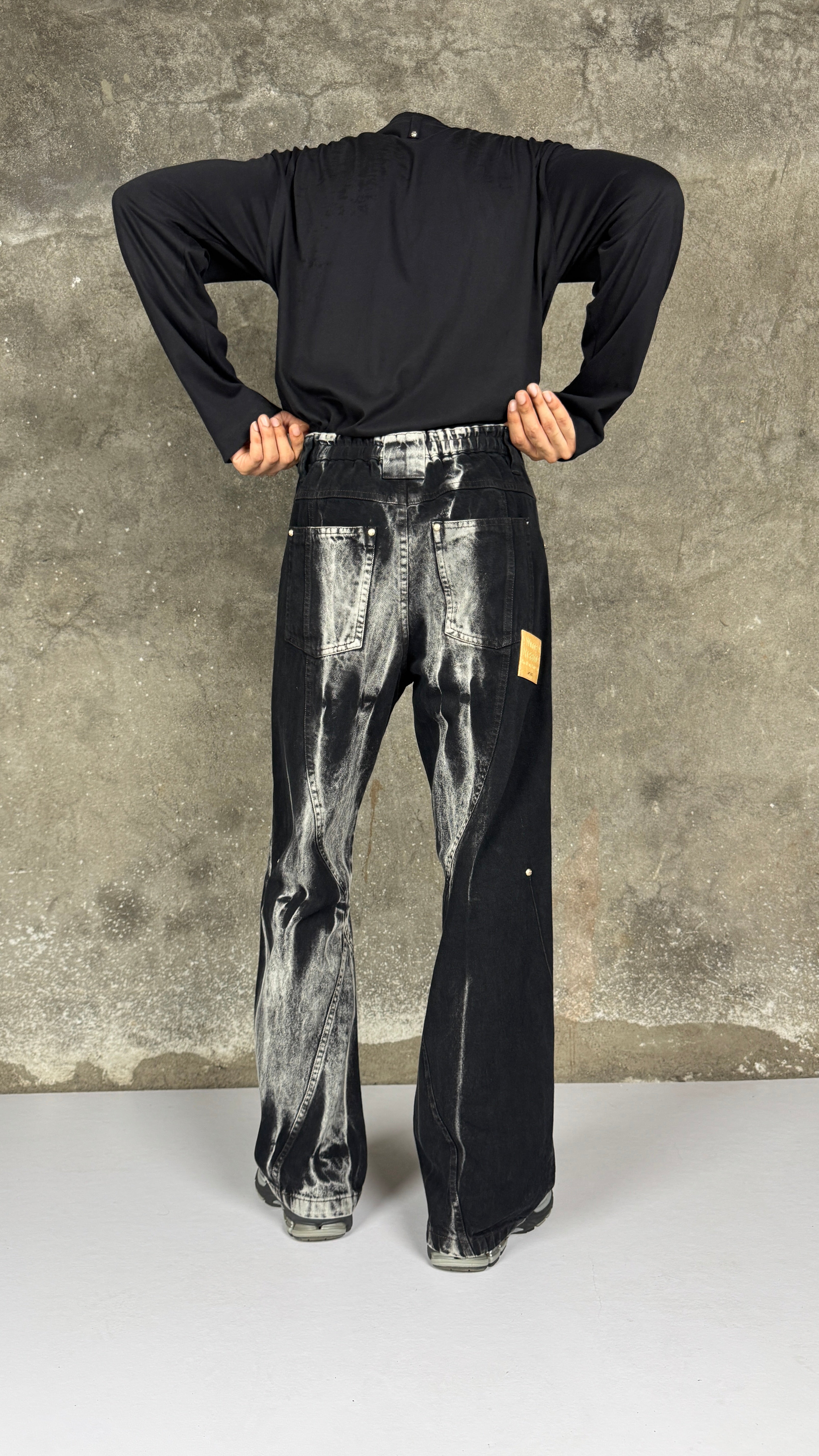 Leave The Rest Waves Panelled-Shibori Black - view 14