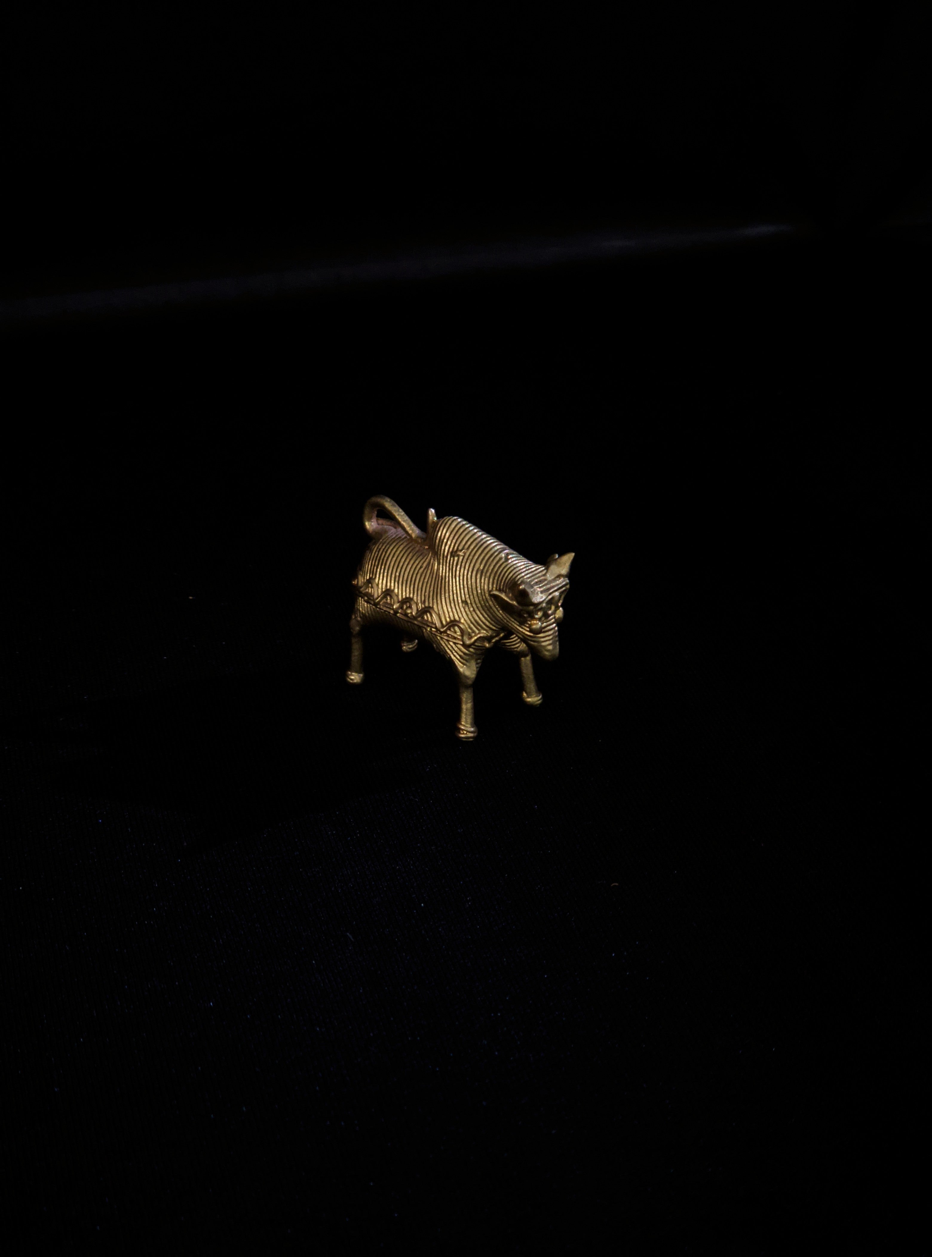 IndianVillèz Handmade Dhokra Bull - view 3