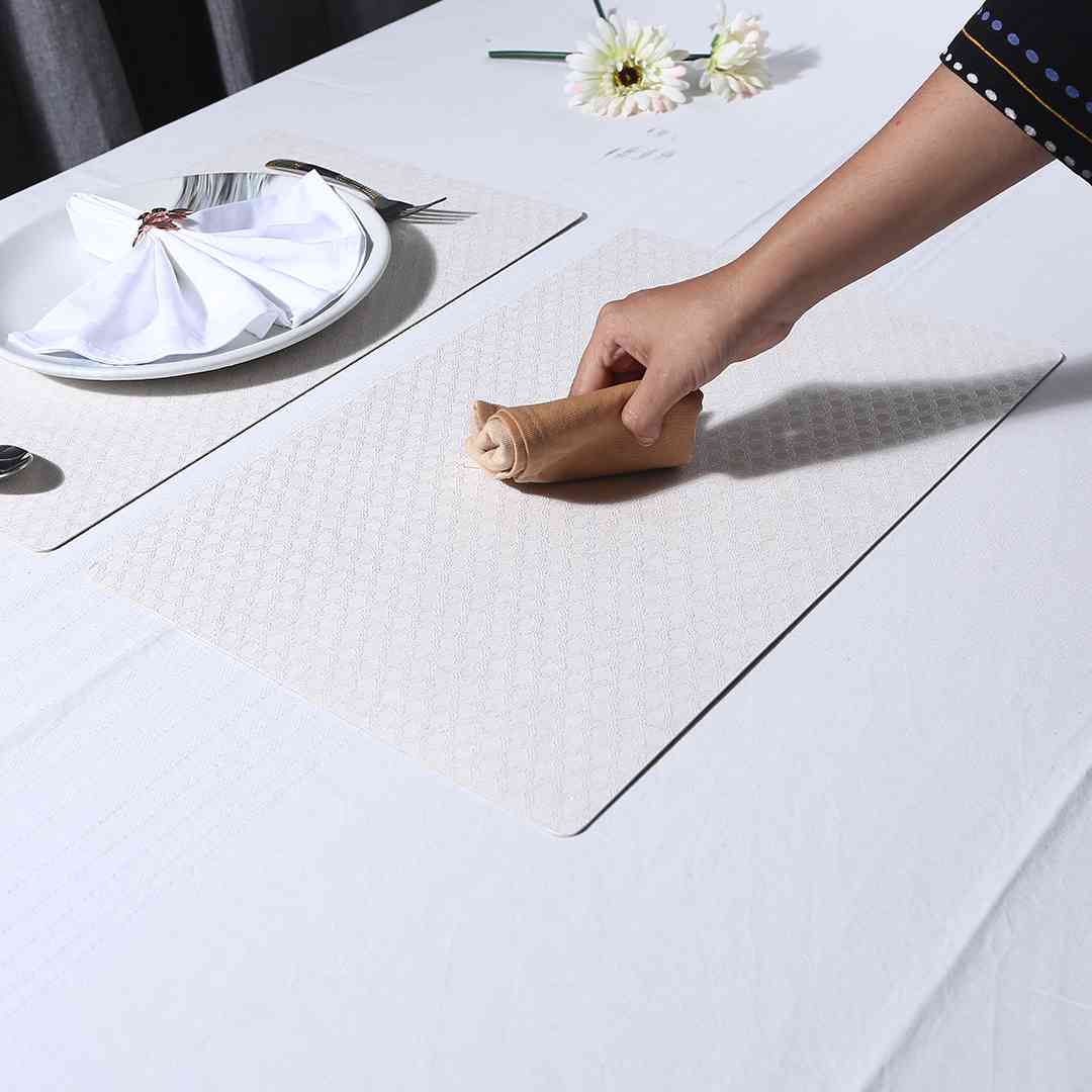 Wonderchef Valentina Reversible Diamond & Textured Placemat Set of 6 - view 6