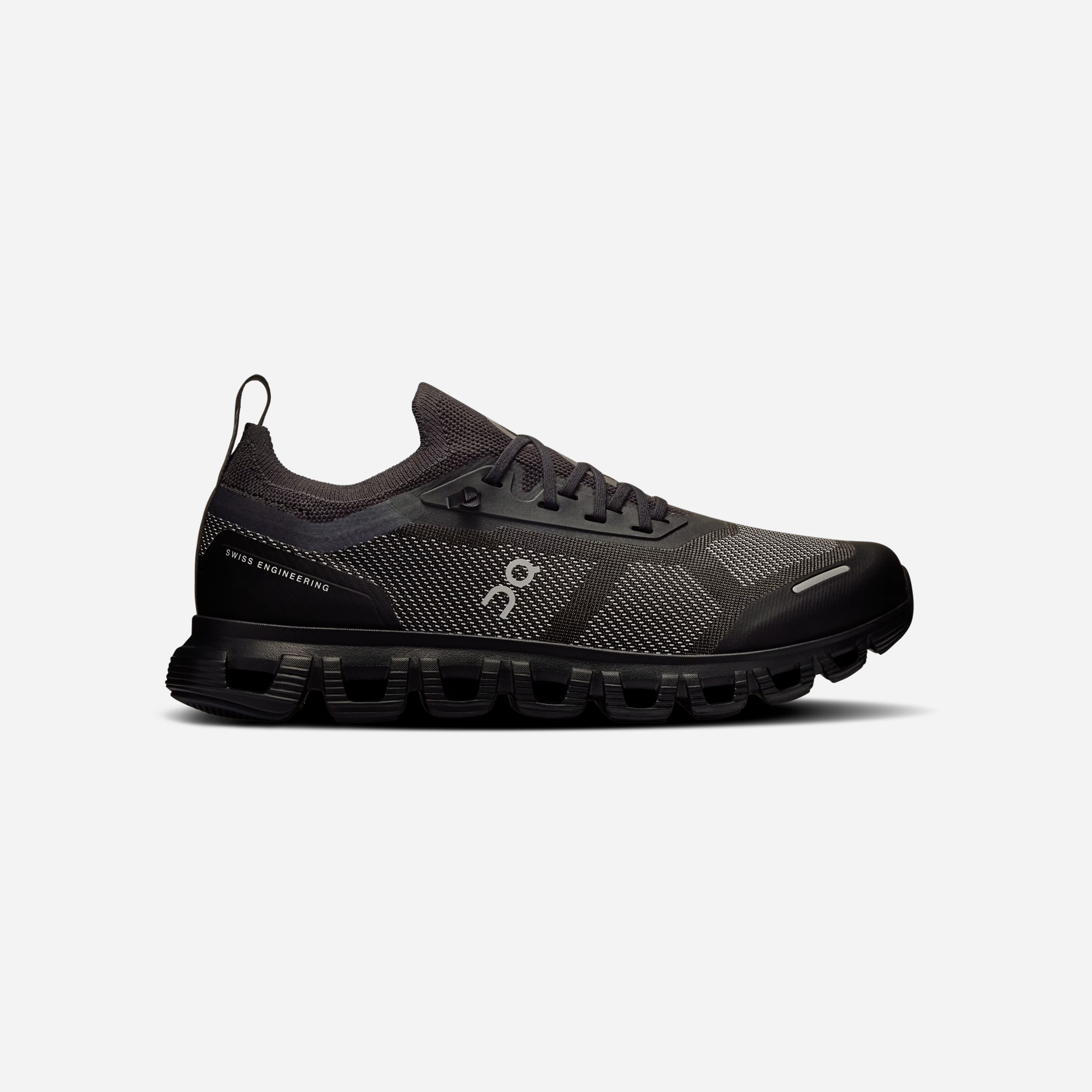 On Running Cloud 6 Versa Black Eclipse