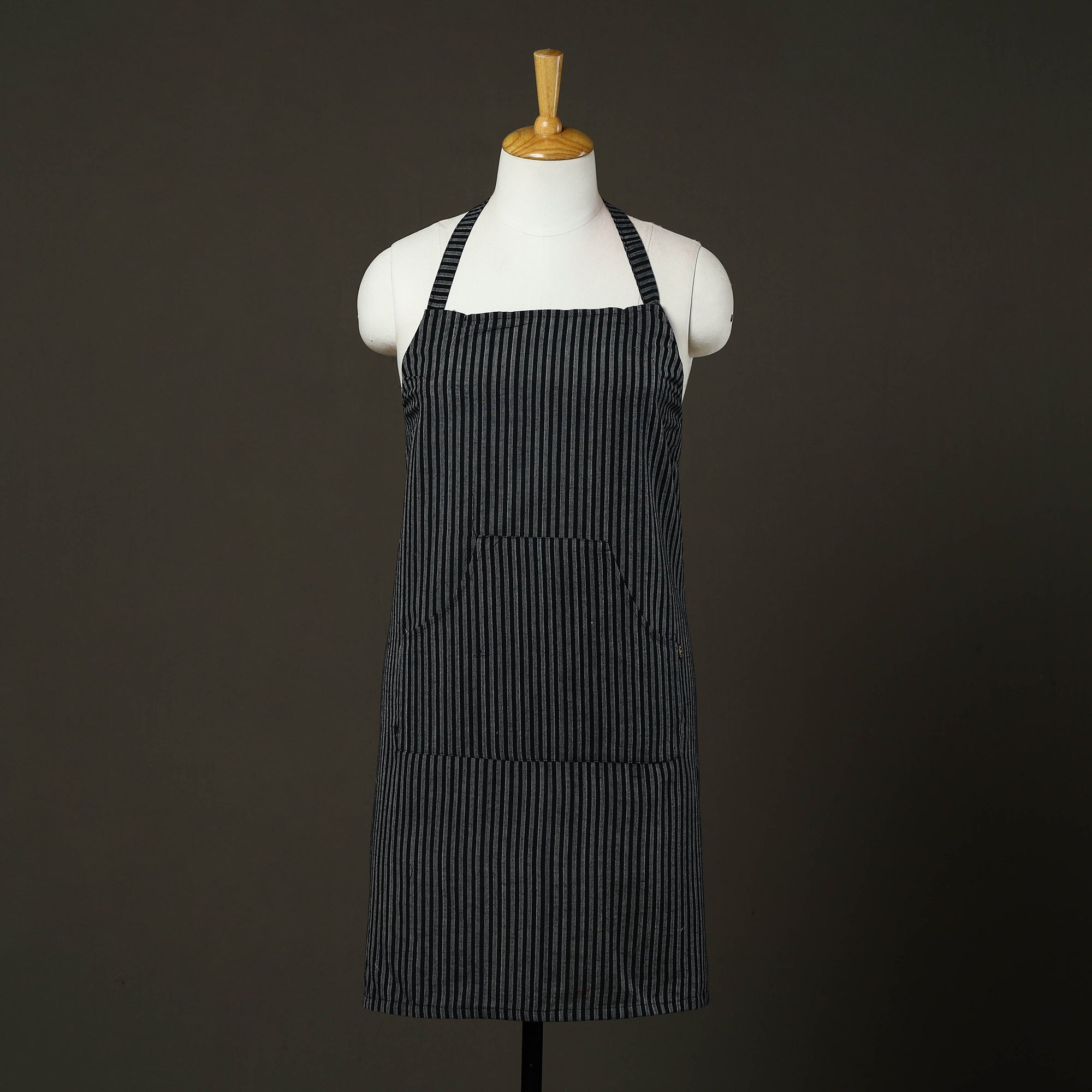JALPARI Black - Jhiri Handloom Cotton Apron with Pocket 44