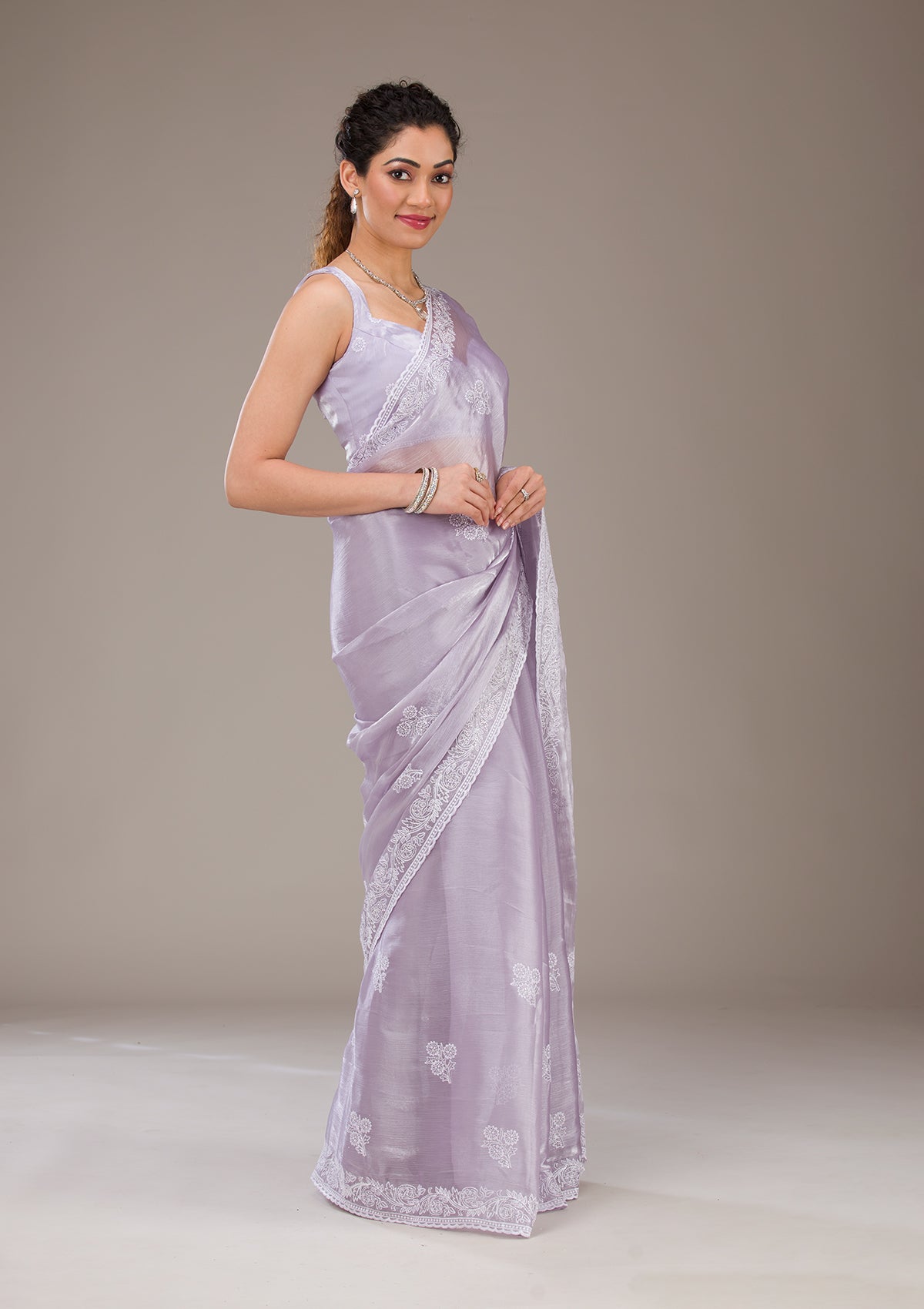 Koskii Lavender Threadwork Tissue Saree – Women's - view 4