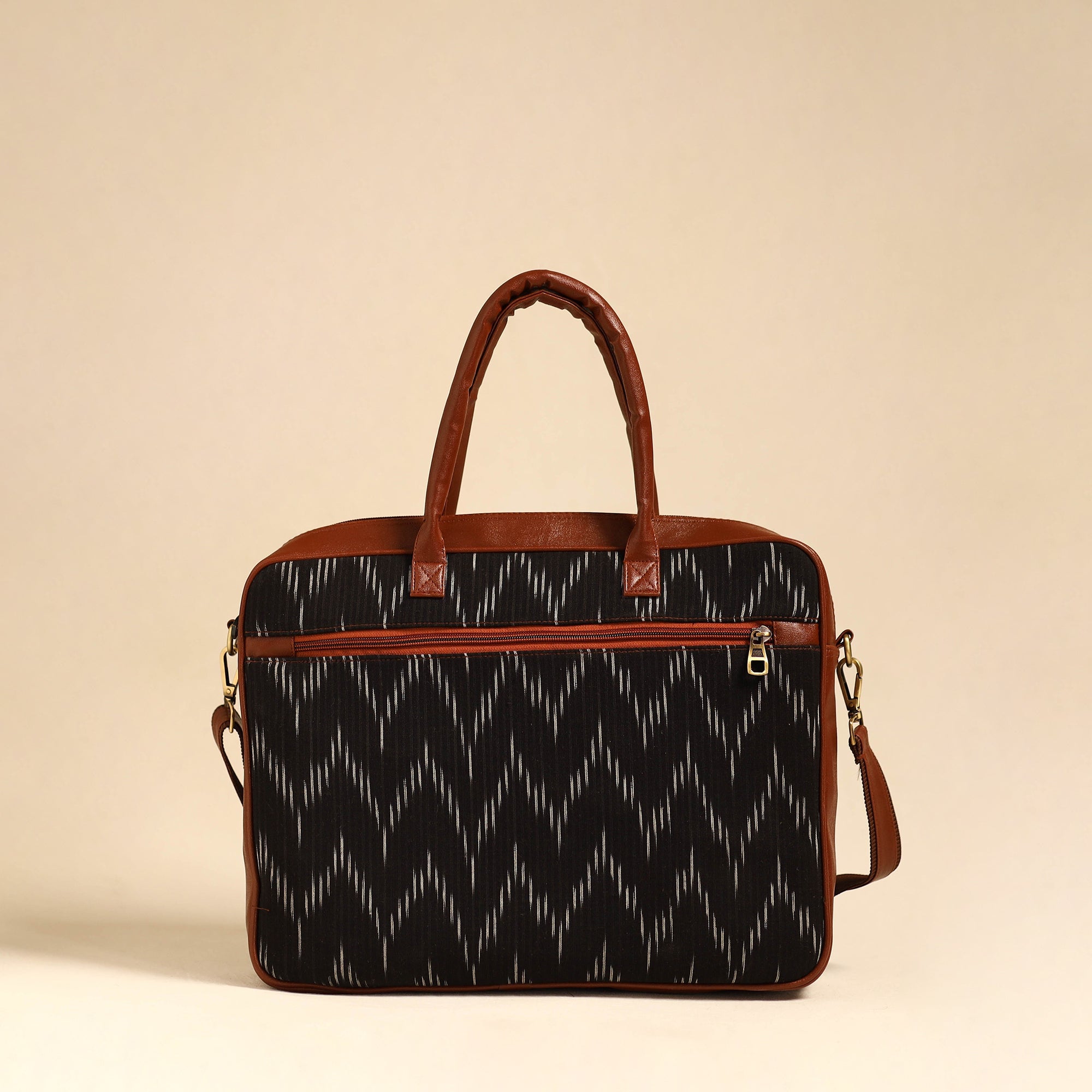 ITOKRI CRAFTS INITIATIVE Black - Handmade Pochampally Ikat Laptop Bag 04 - view 3